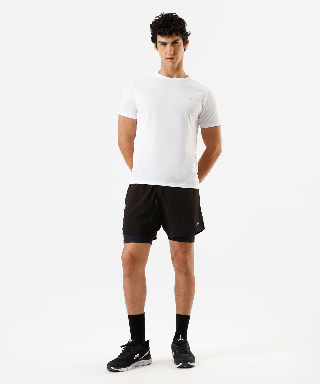 camiseta masculina esportiva com recorte branca