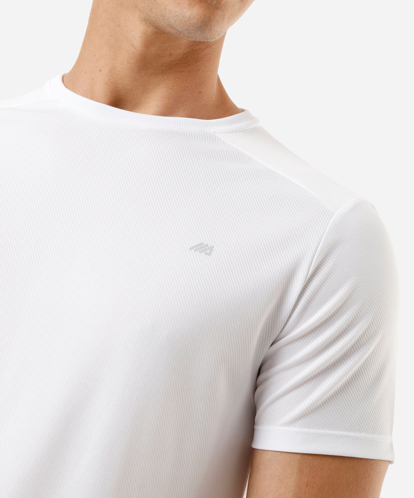 camiseta masculina esportiva com recorte branca
