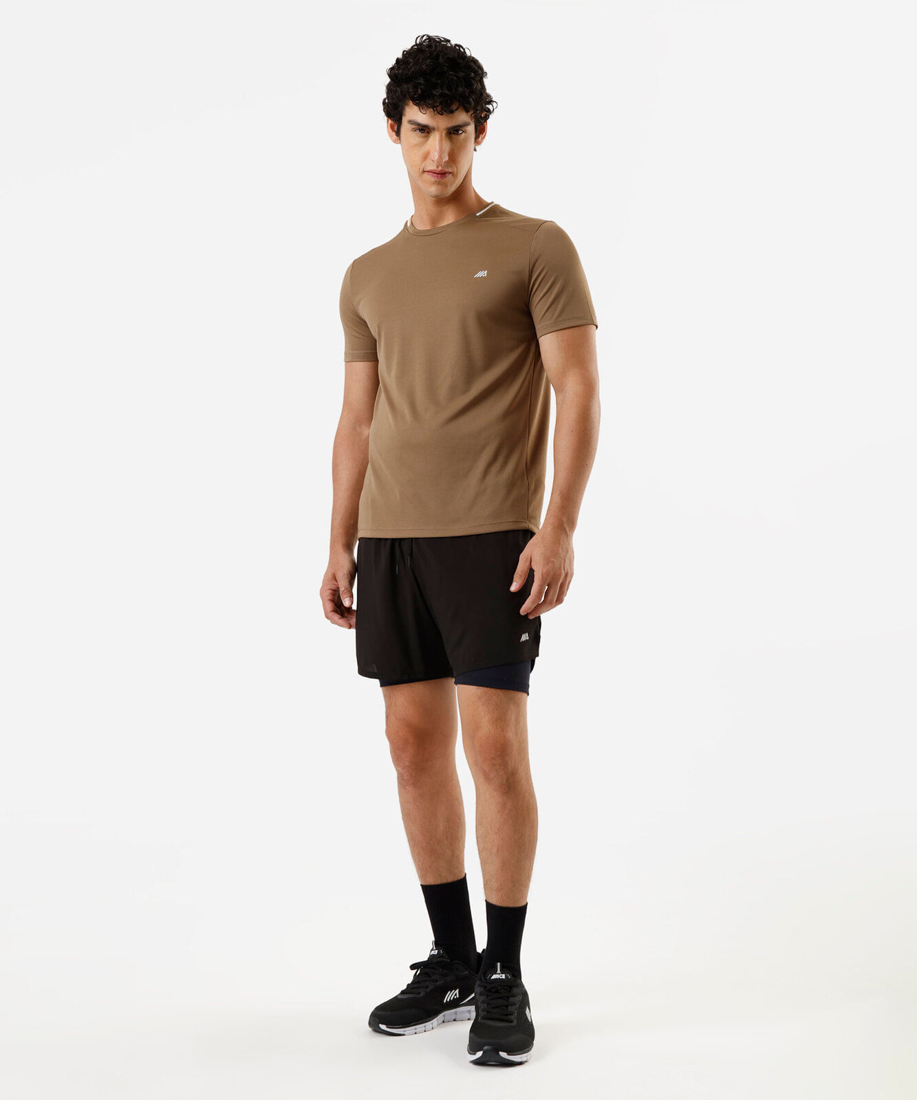 camiseta masculina esportiva manga curta bege