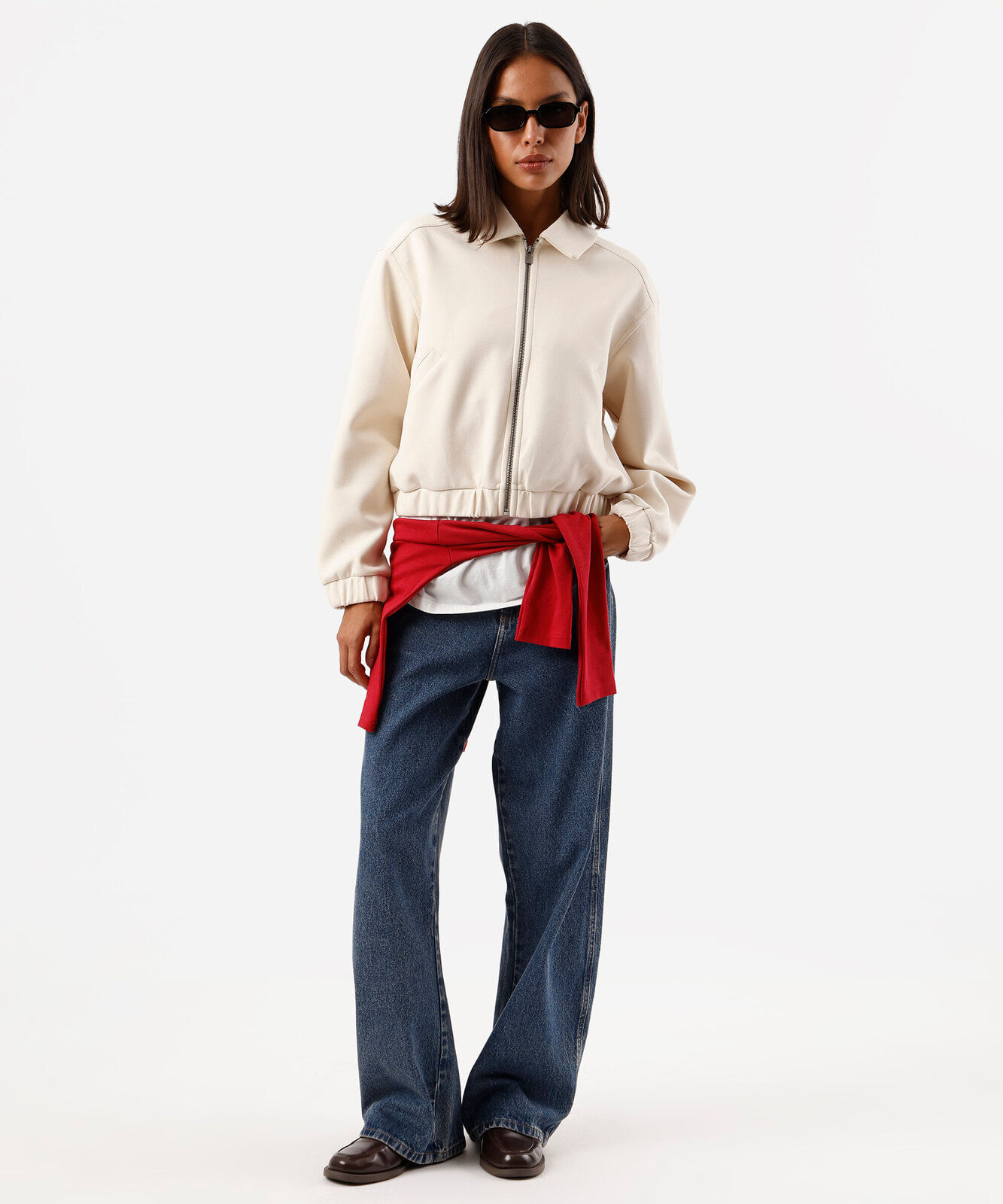 jaqueta feminina com bolsos bege