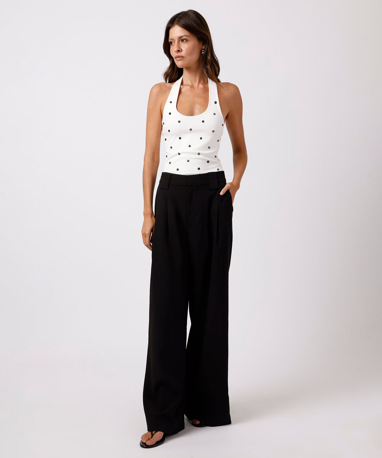 blusa frente única feminina com tachas mindset off white