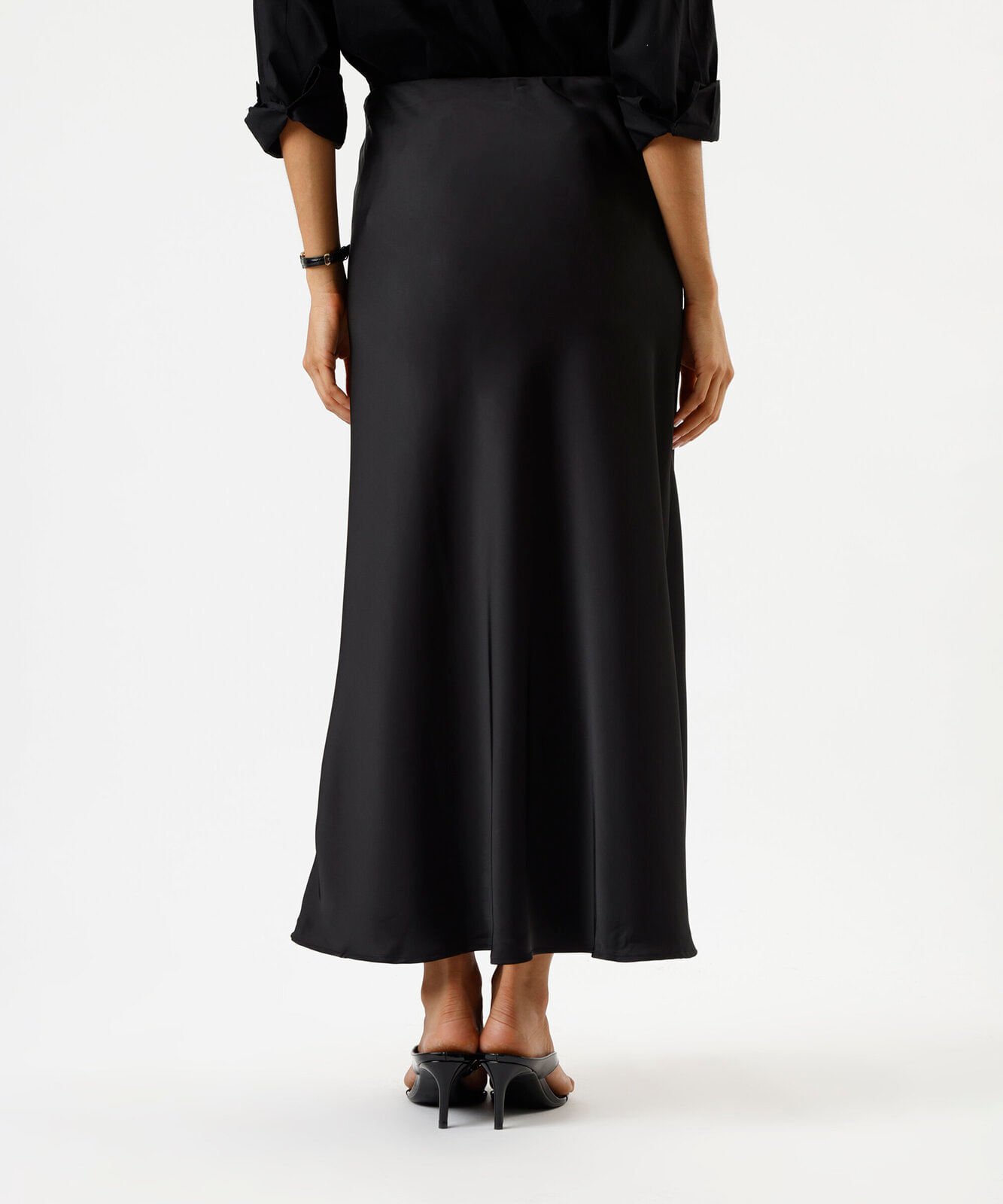 saia midi feminina acetinada preta