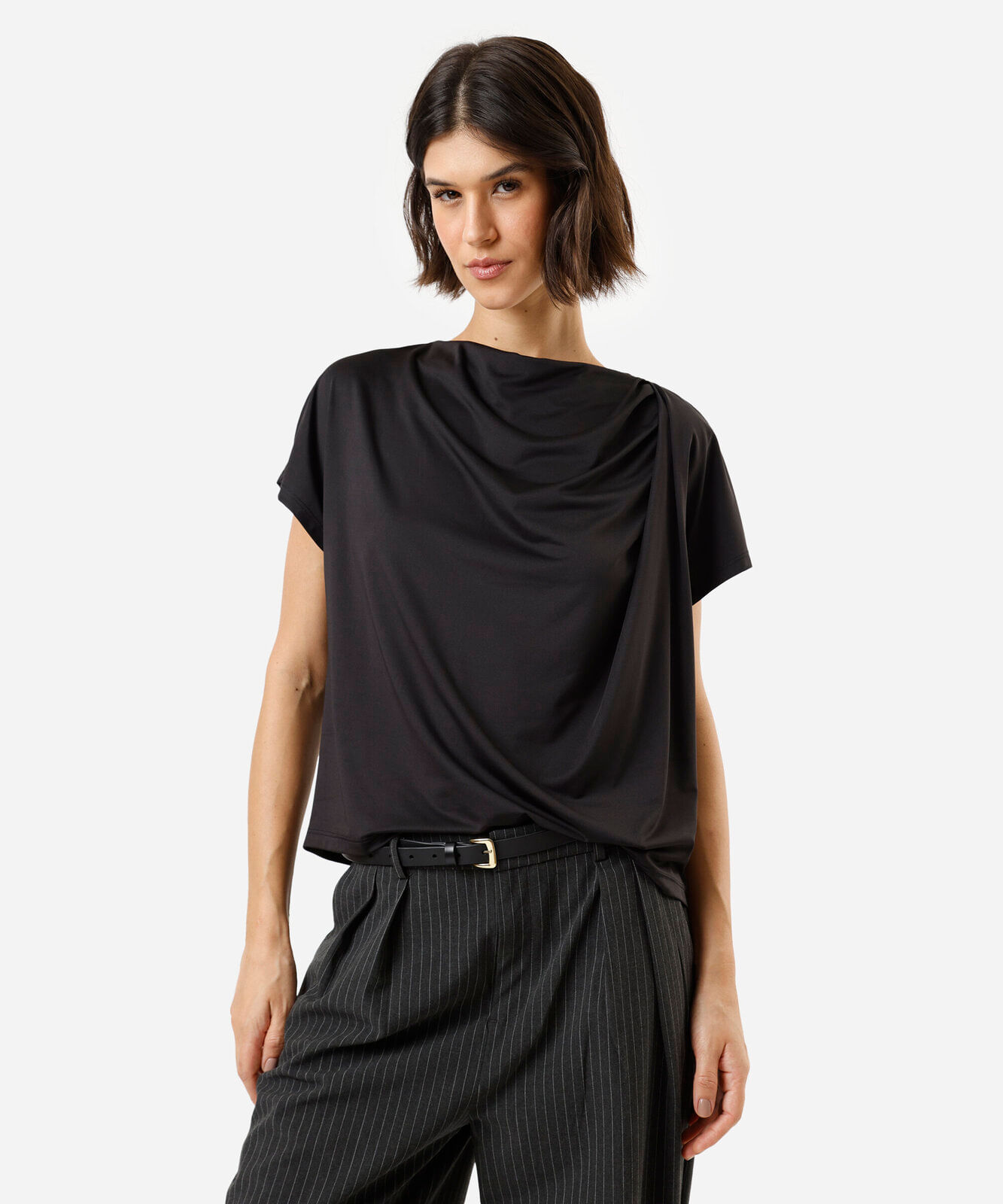 blusa feminina manga curta franzida preta