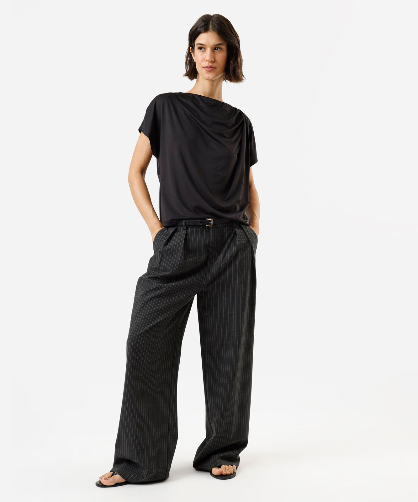 blusa feminina manga curta franzida preta