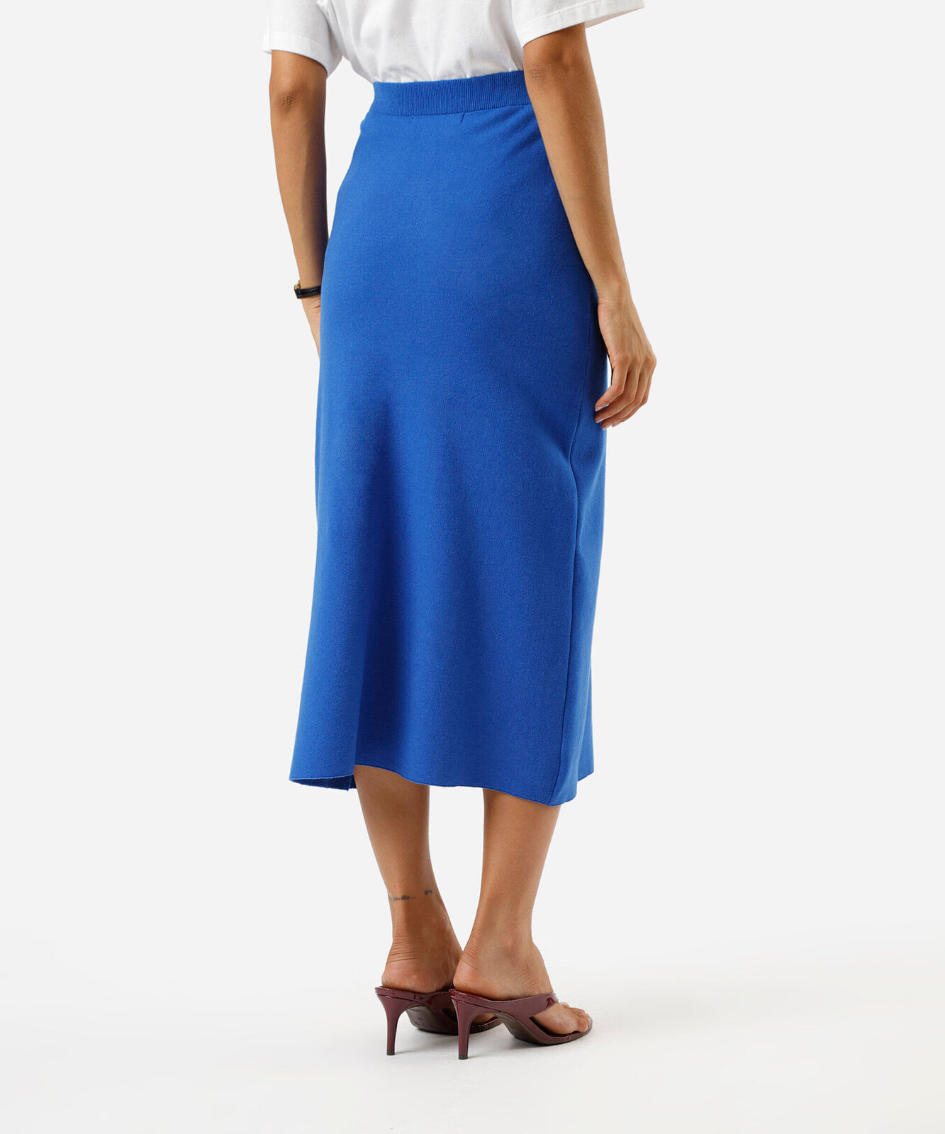 saia longa feminina de tricot canelada azul