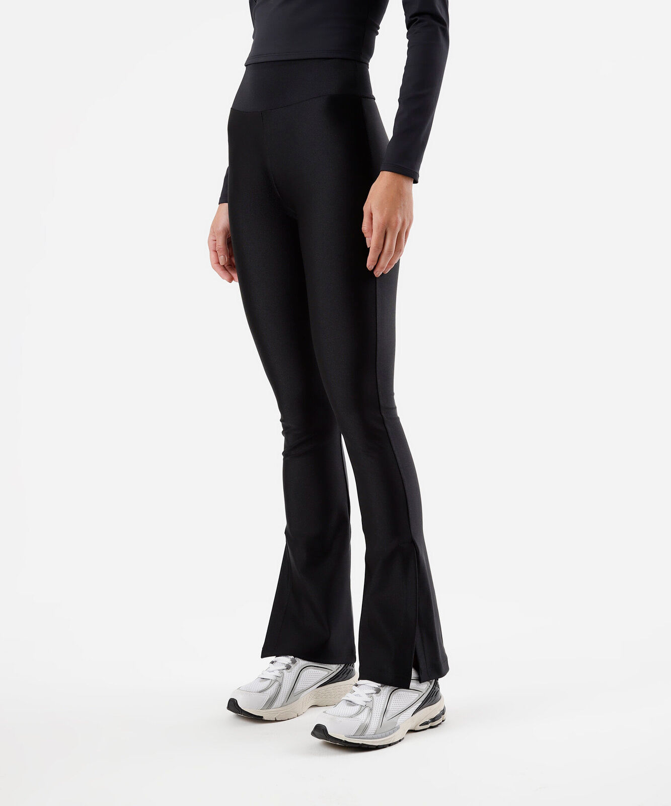 calça flare bailarina feminina de poliamida com fendas preta