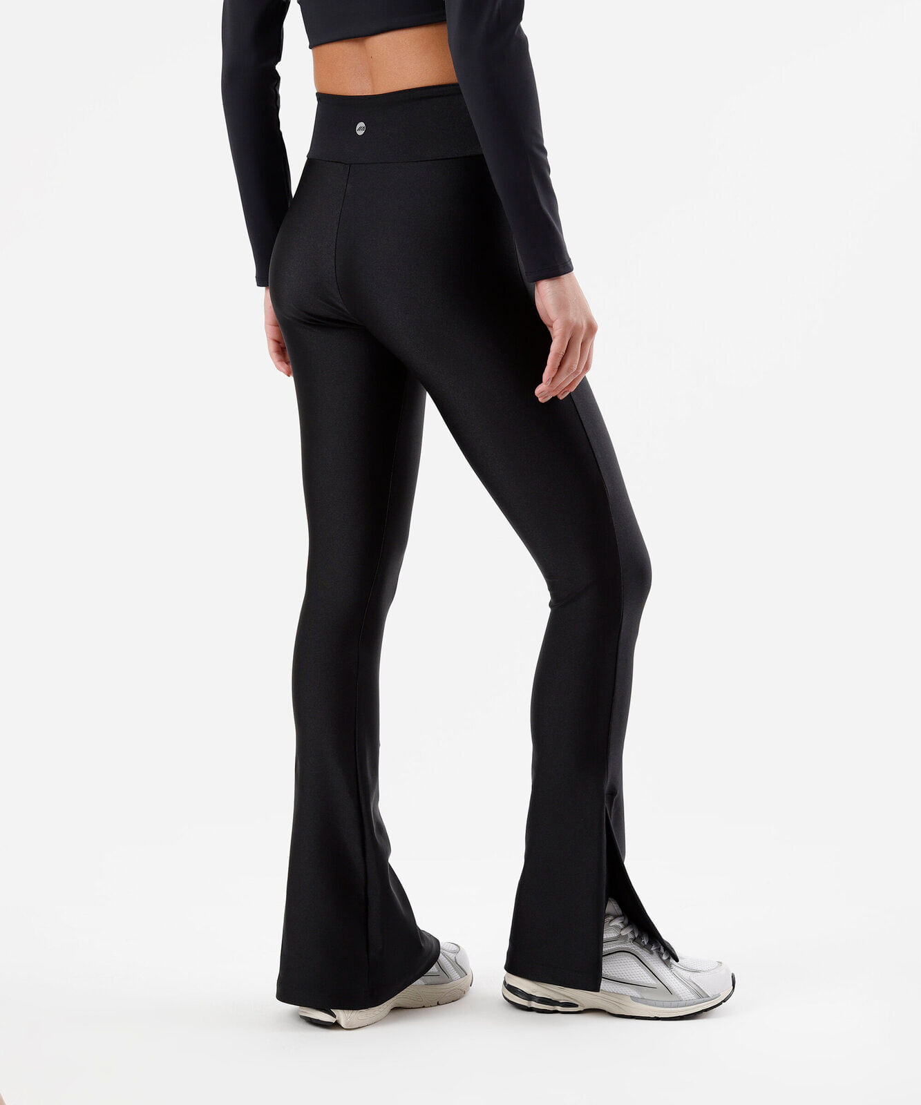 calça flare bailarina feminina de poliamida com fendas preta
