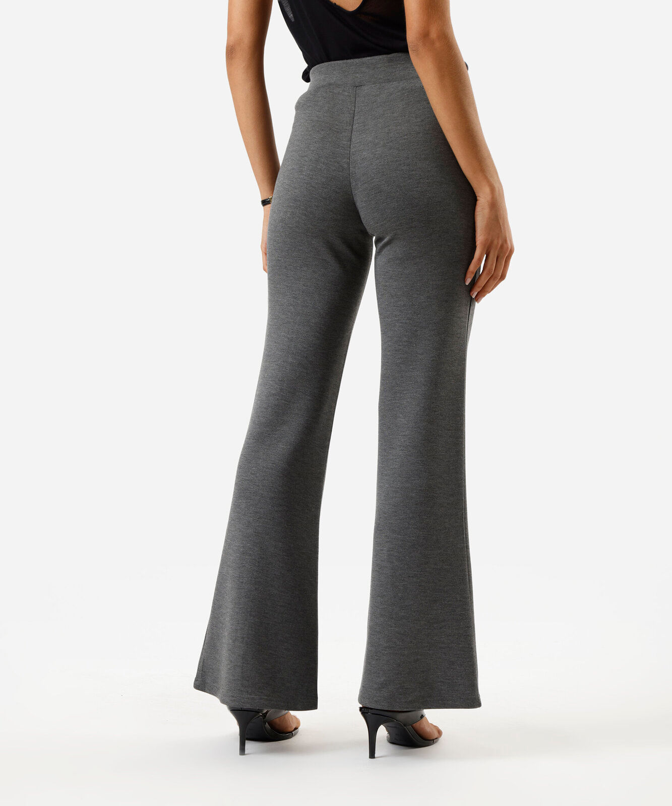 calça flare feminina com nervuras cintura alta cinza
