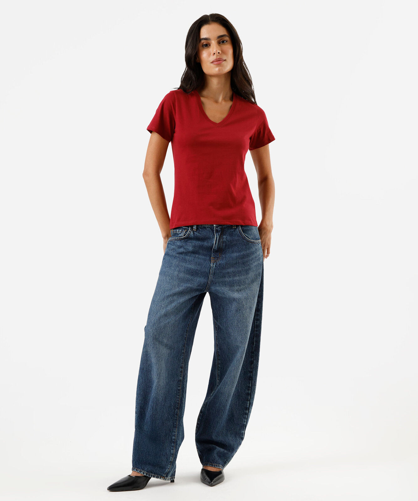 camiseta feminina de algodão peruano decote v vermelha