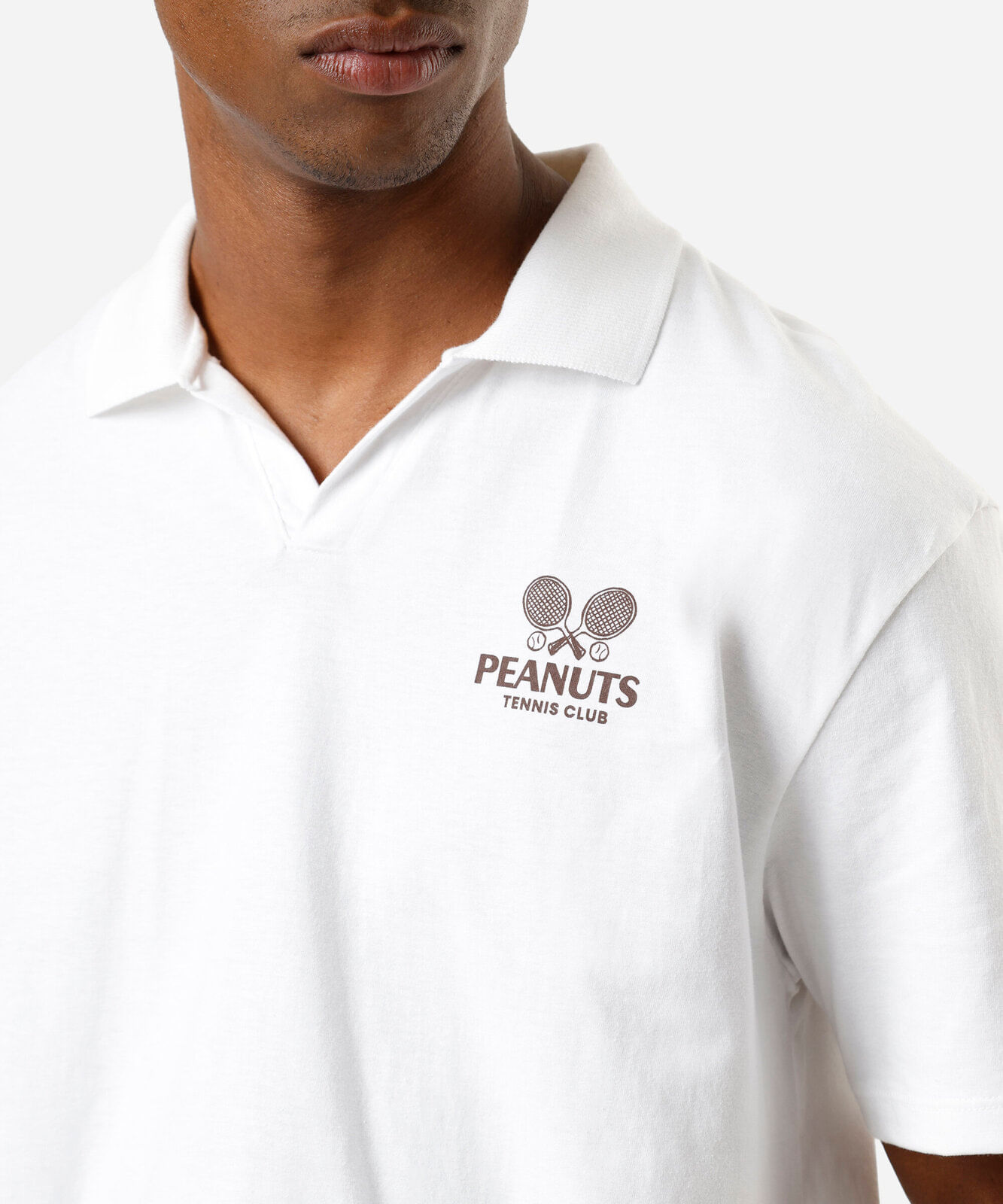 polo masculina de algodão manga curta snoopy off white