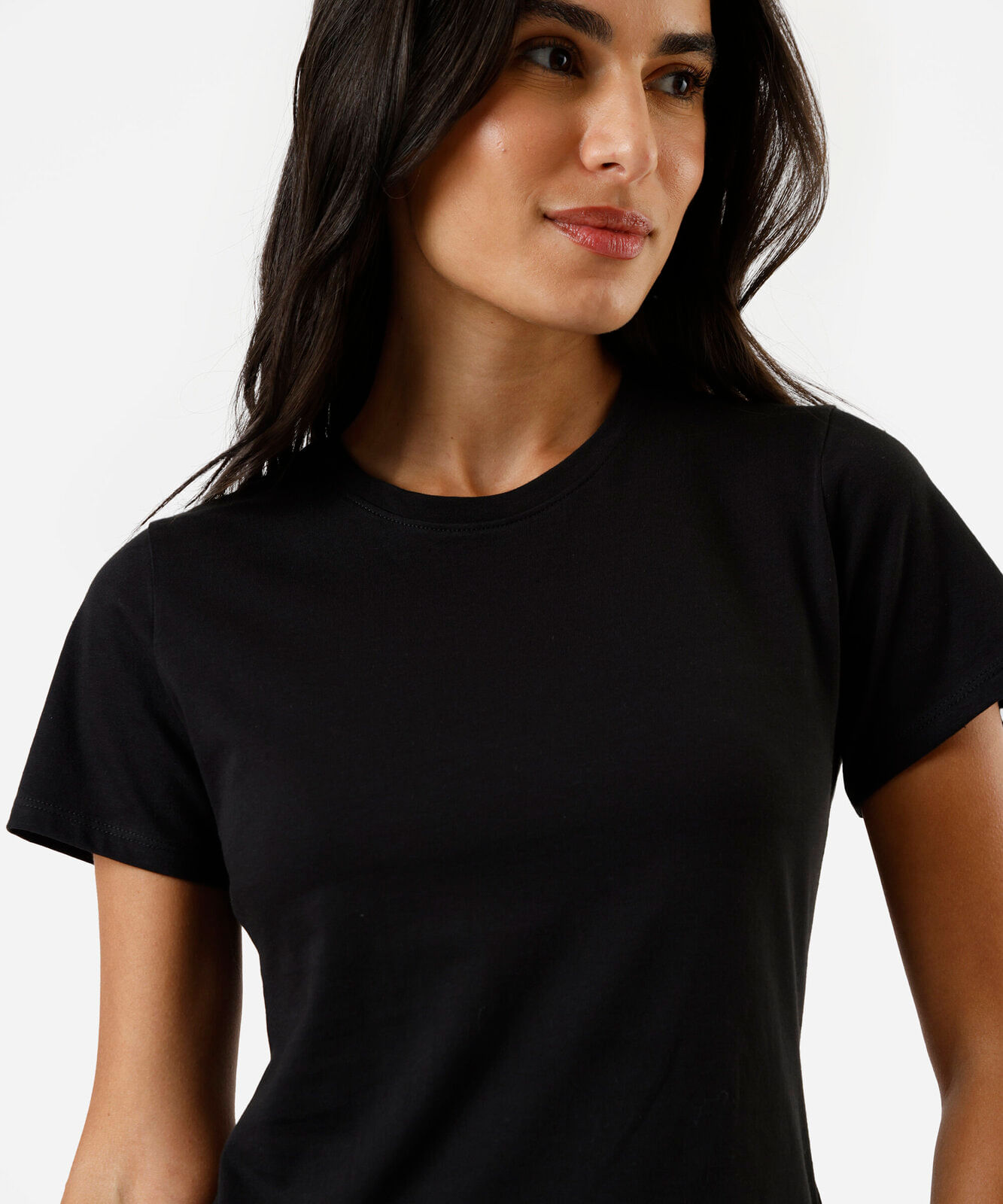 camiseta feminina de algodão gola redonda manga curta preta