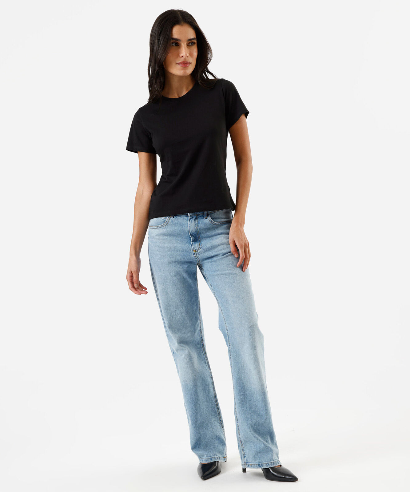 camiseta feminina de algodão gola redonda manga curta preta