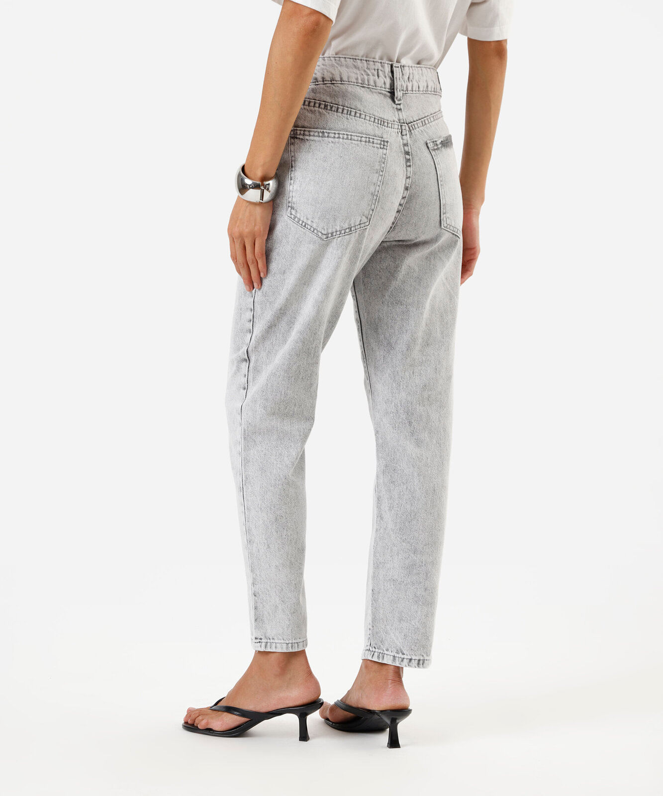 calça mom feminina jeans cintura alta cinza
