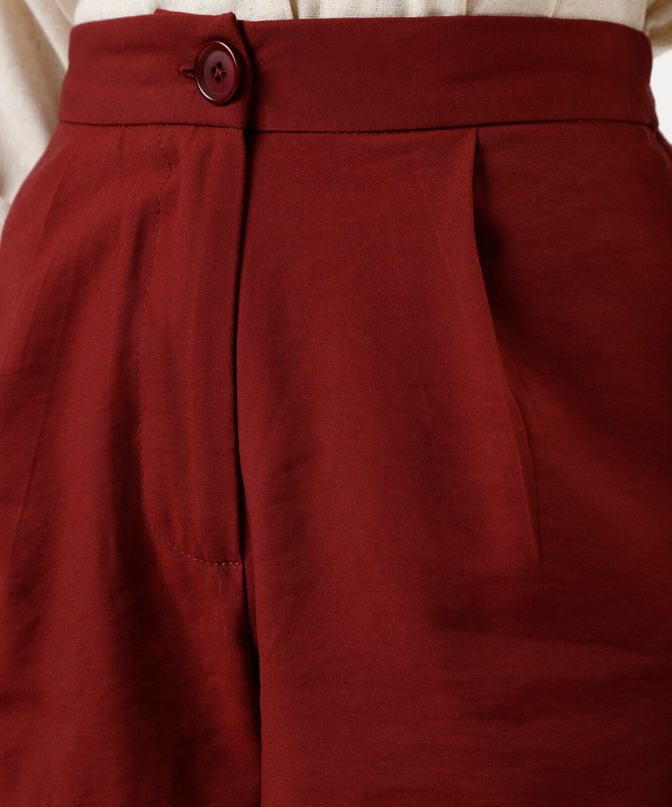 short de alfaiataria feminino com viscose cós elástico vinho