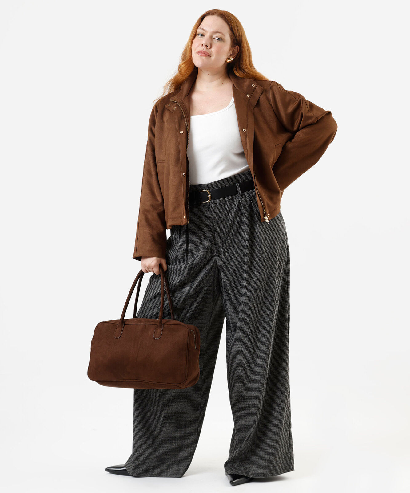 calça wide leg de alfaiataria feminina com cinto texturizada plus size cinza