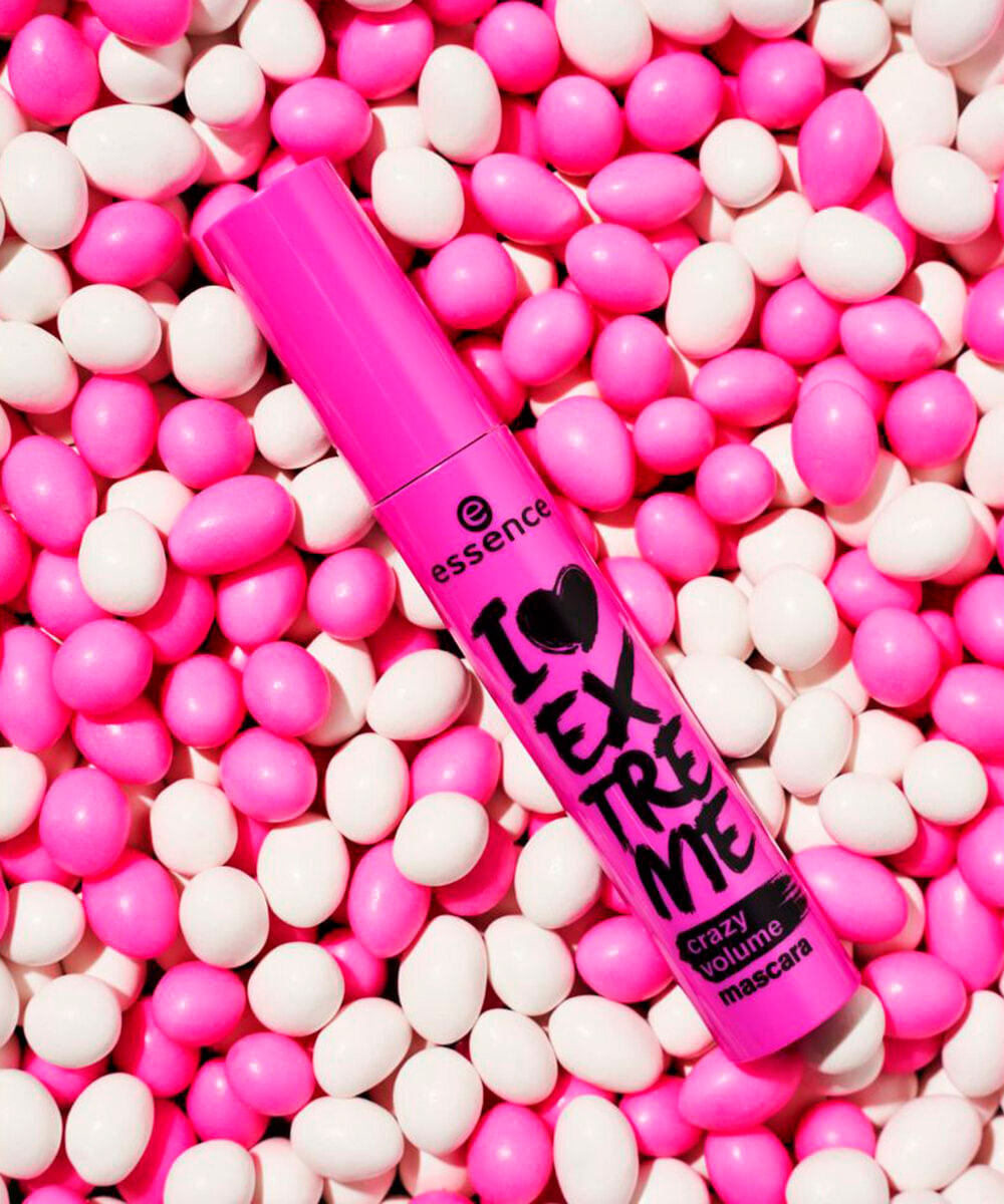 máscara de cílios essence i love extreme crazy volume