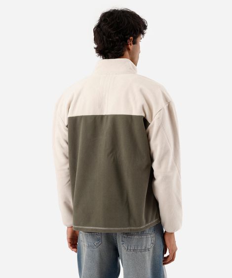 jaqueta masculina gola alta com recorte canelada verde