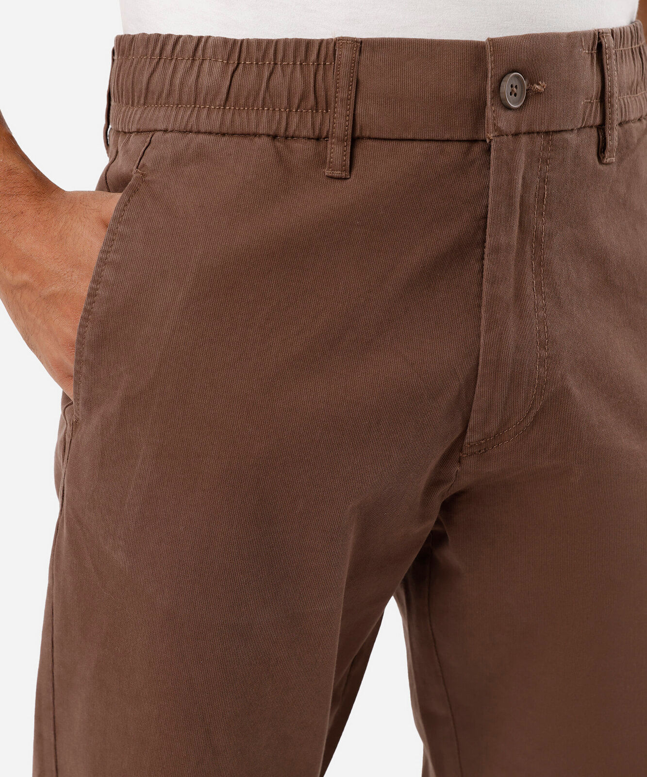 calça chino reta masculina de sarja cós elástico marrom