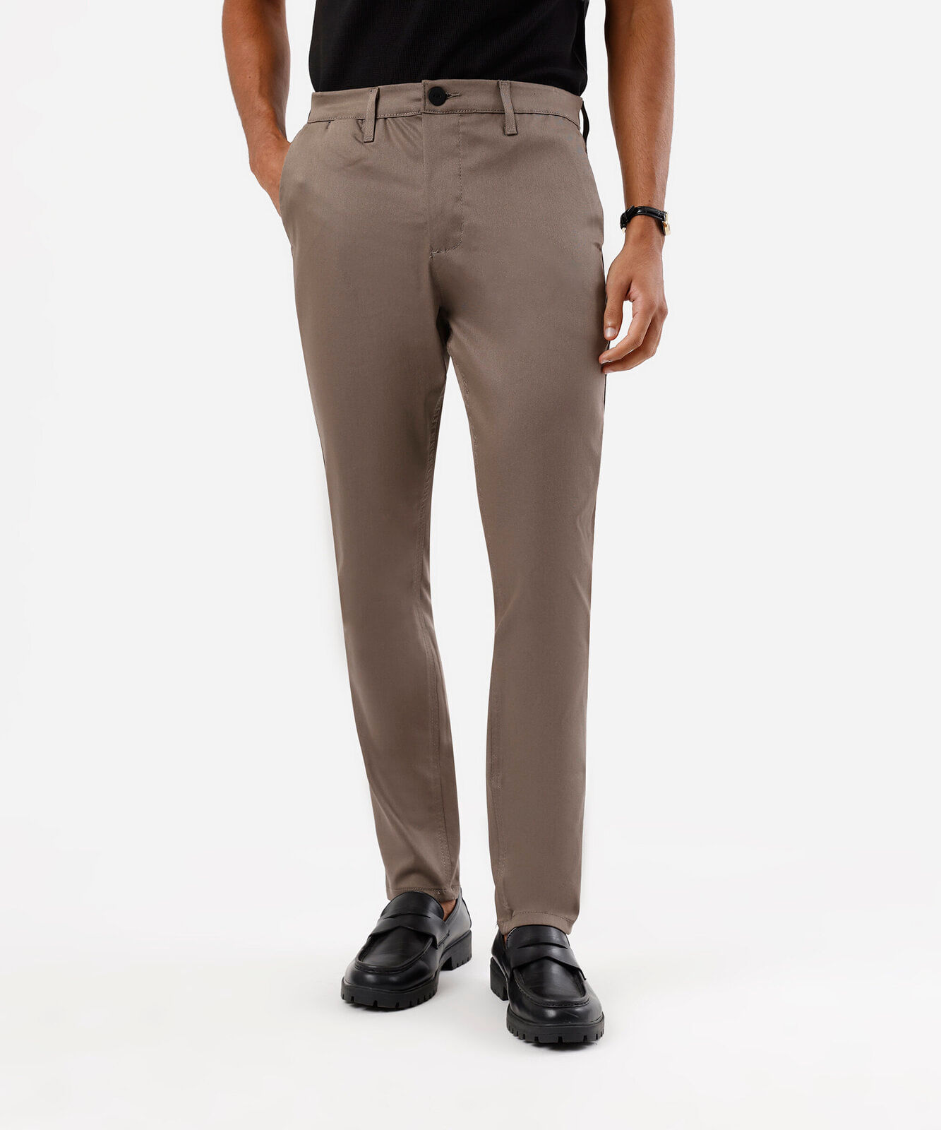 calça carrot masculina de sarja marrom