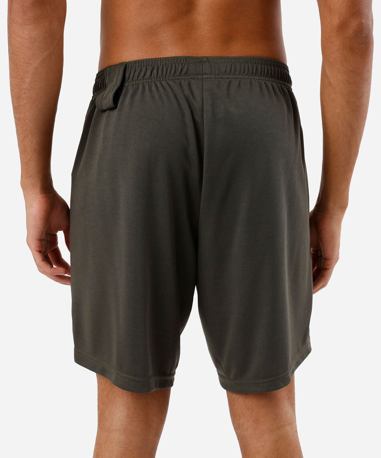 bermuda masculina esportiva com recortes verde