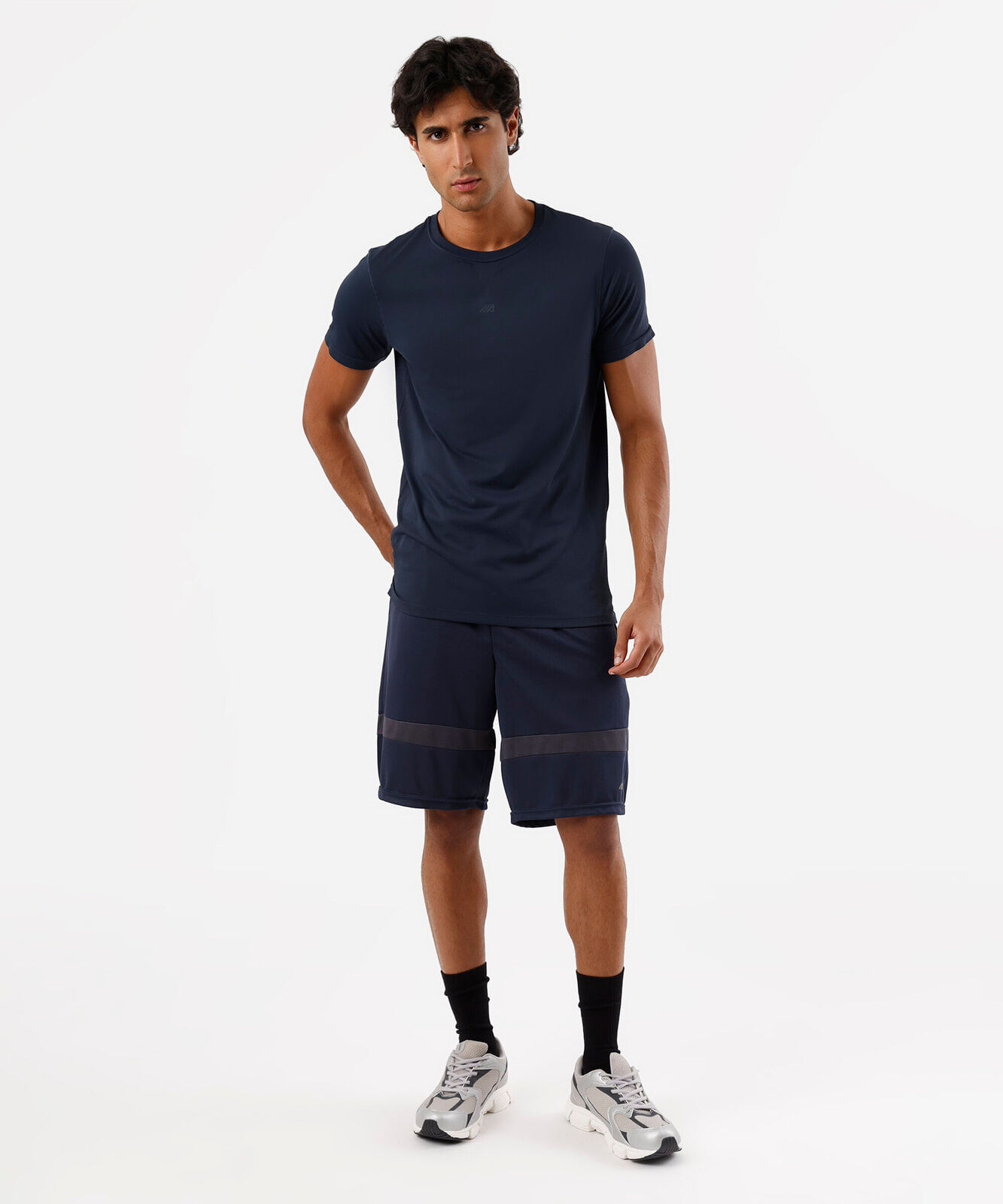 bermuda masculina esportiva com recortes texturizada azul