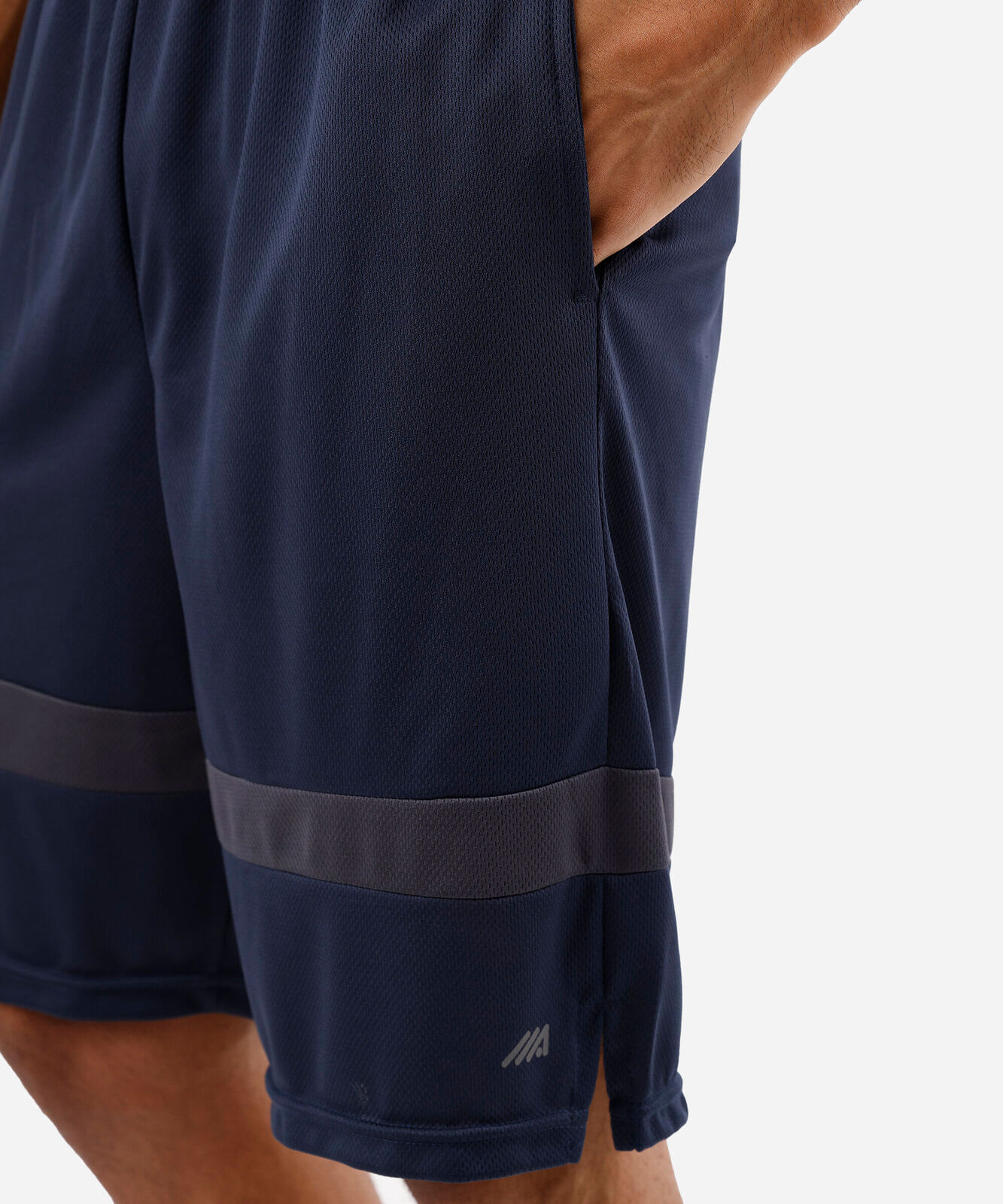 bermuda masculina esportiva com recortes texturizada azul