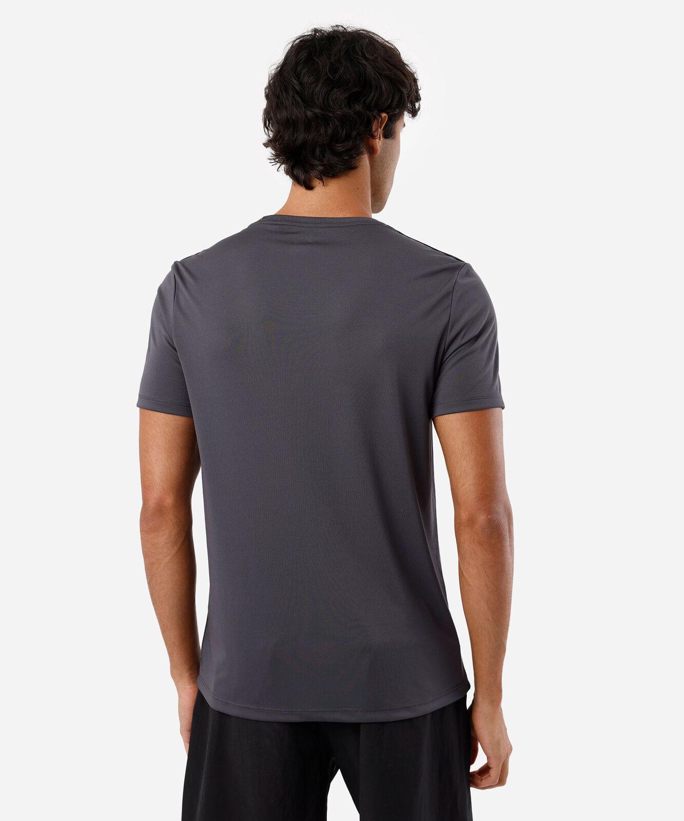 camiseta esportiva masculina com listras cinza