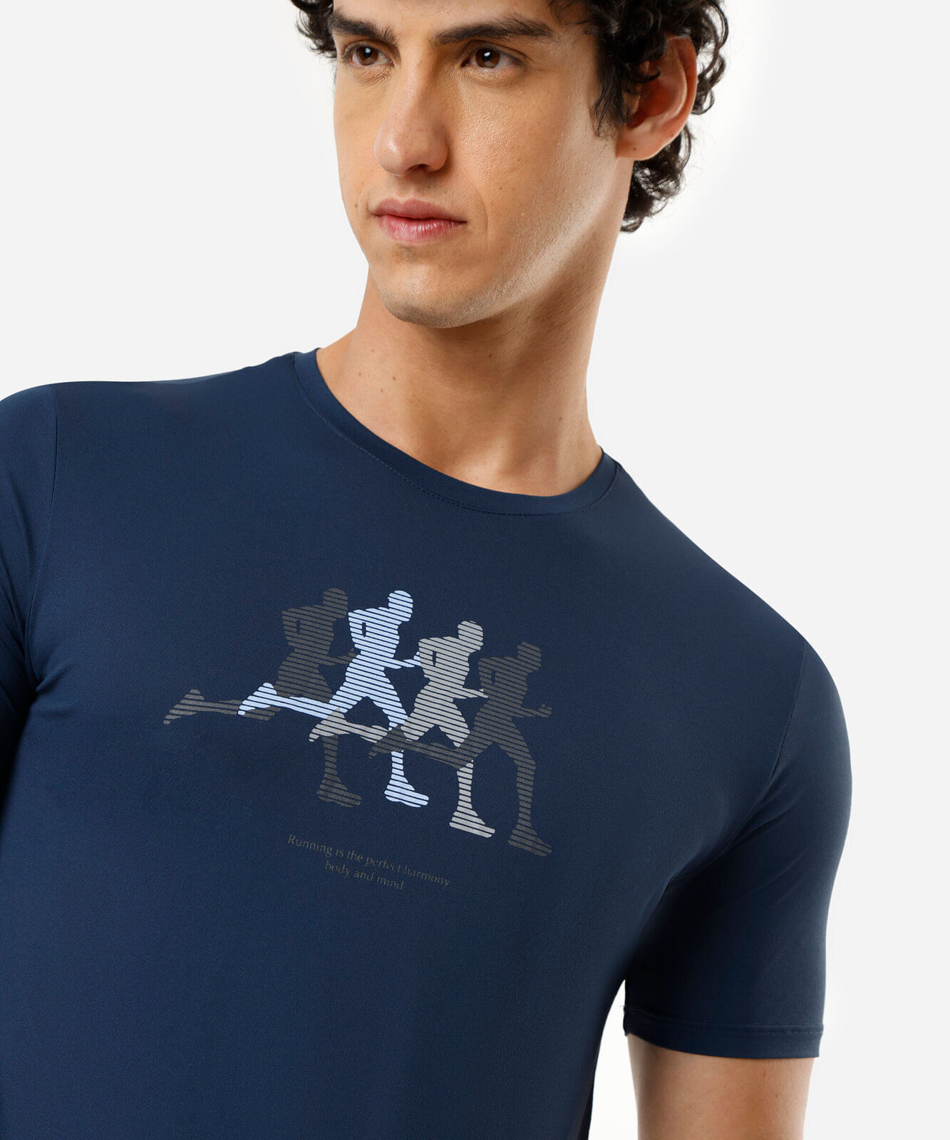 camiseta esportiva masculina de poliamida manga curta estampada azul