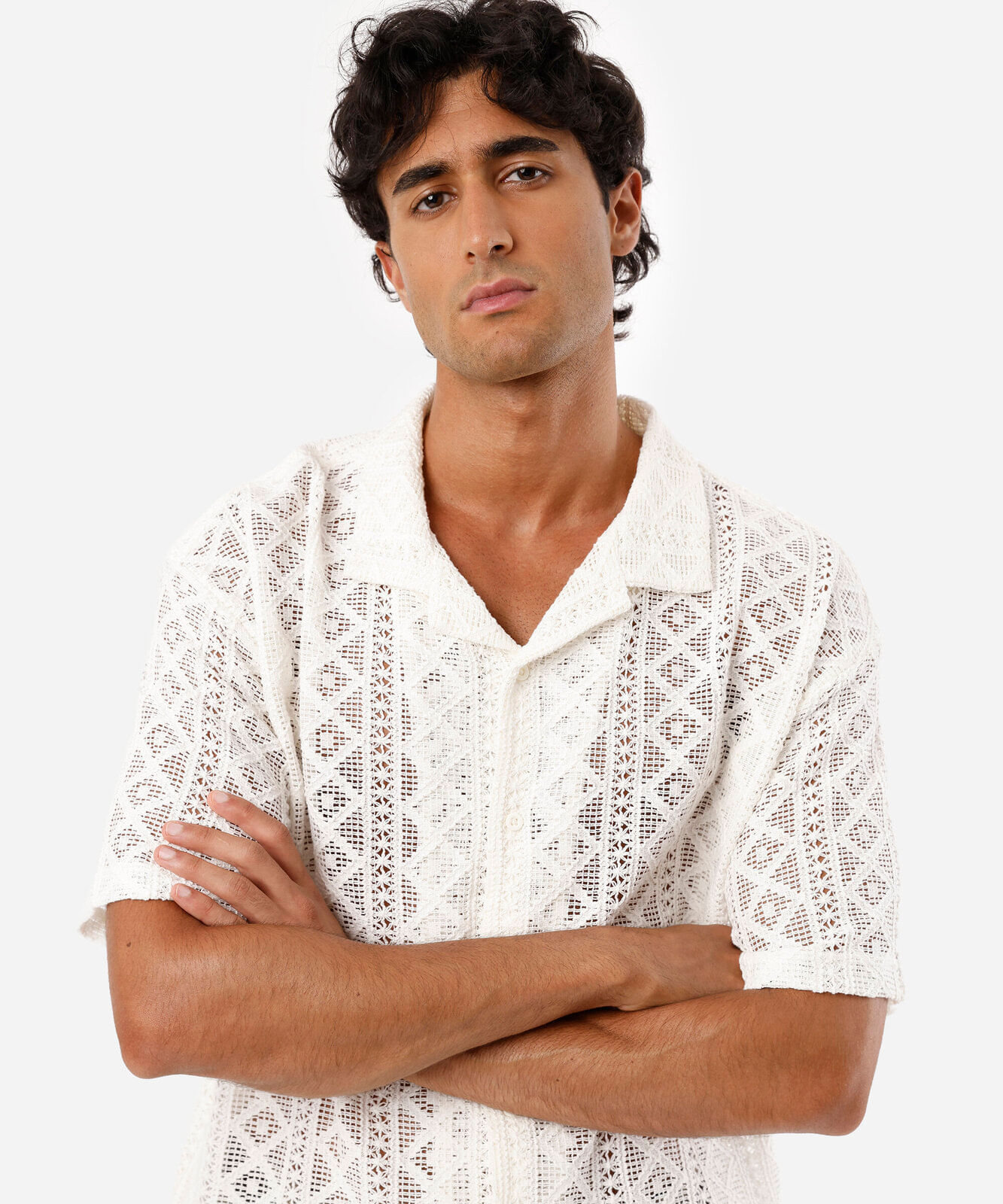 camisa box fit masculina de renda manga curta bege