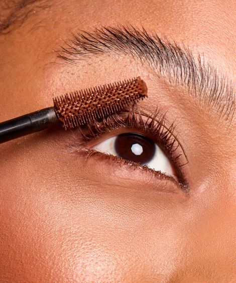 máscara nina makeup de cílios alonga e define brown