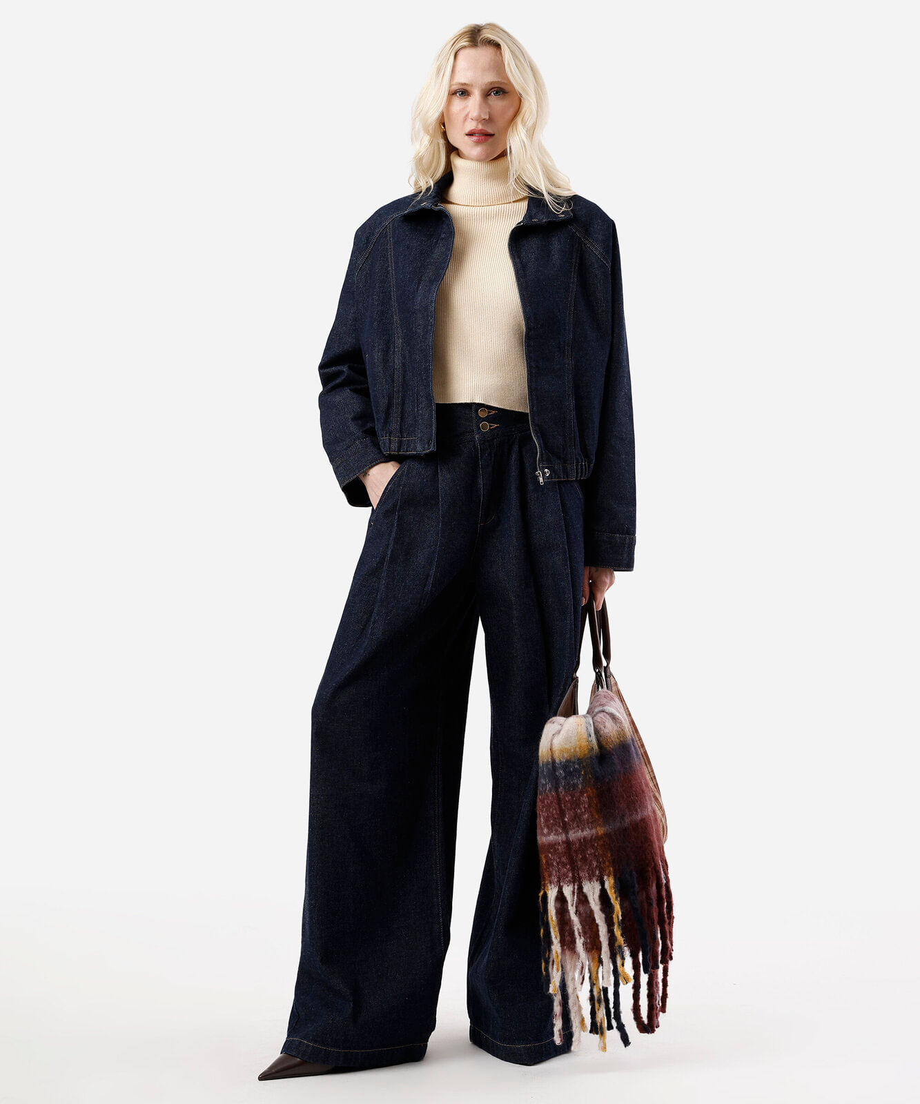 jaqueta feminina jeans gola alta azul