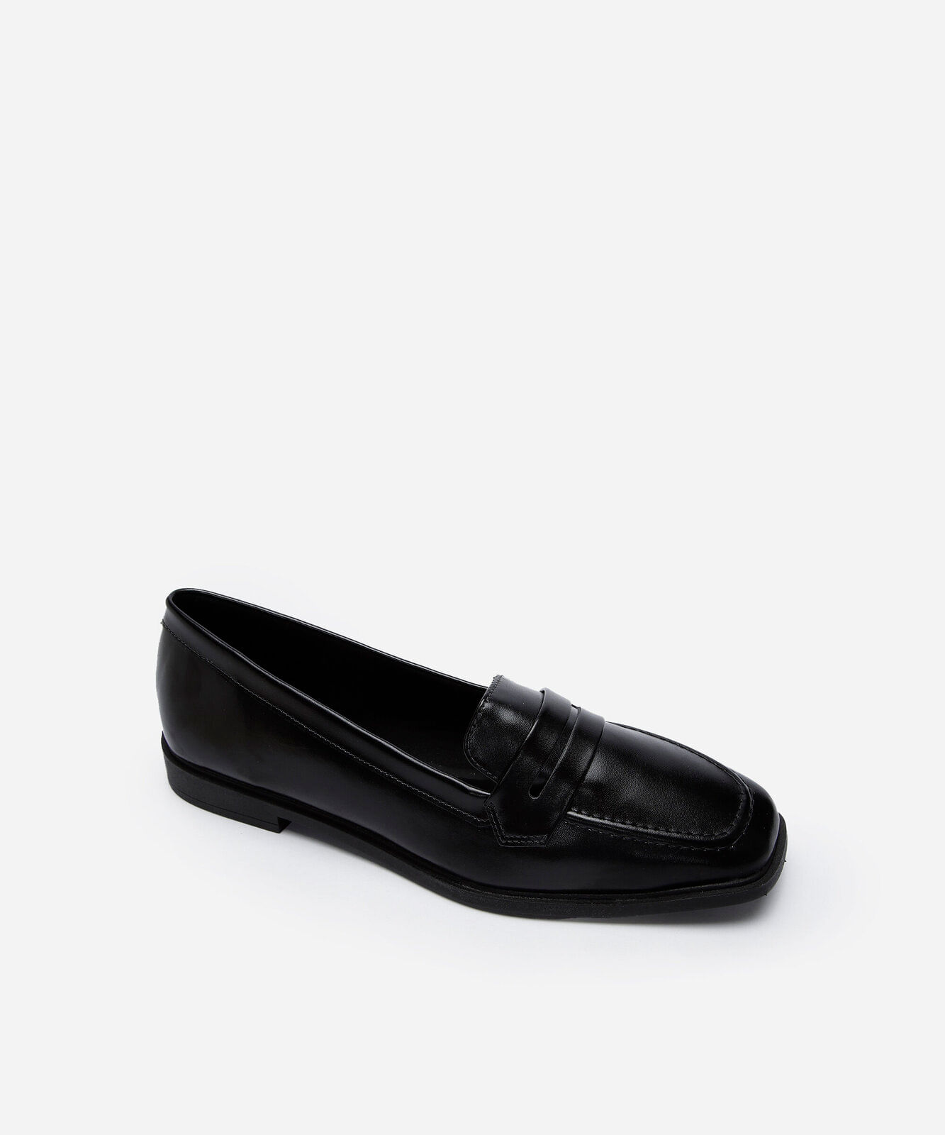 mocassim bico quadrado preto