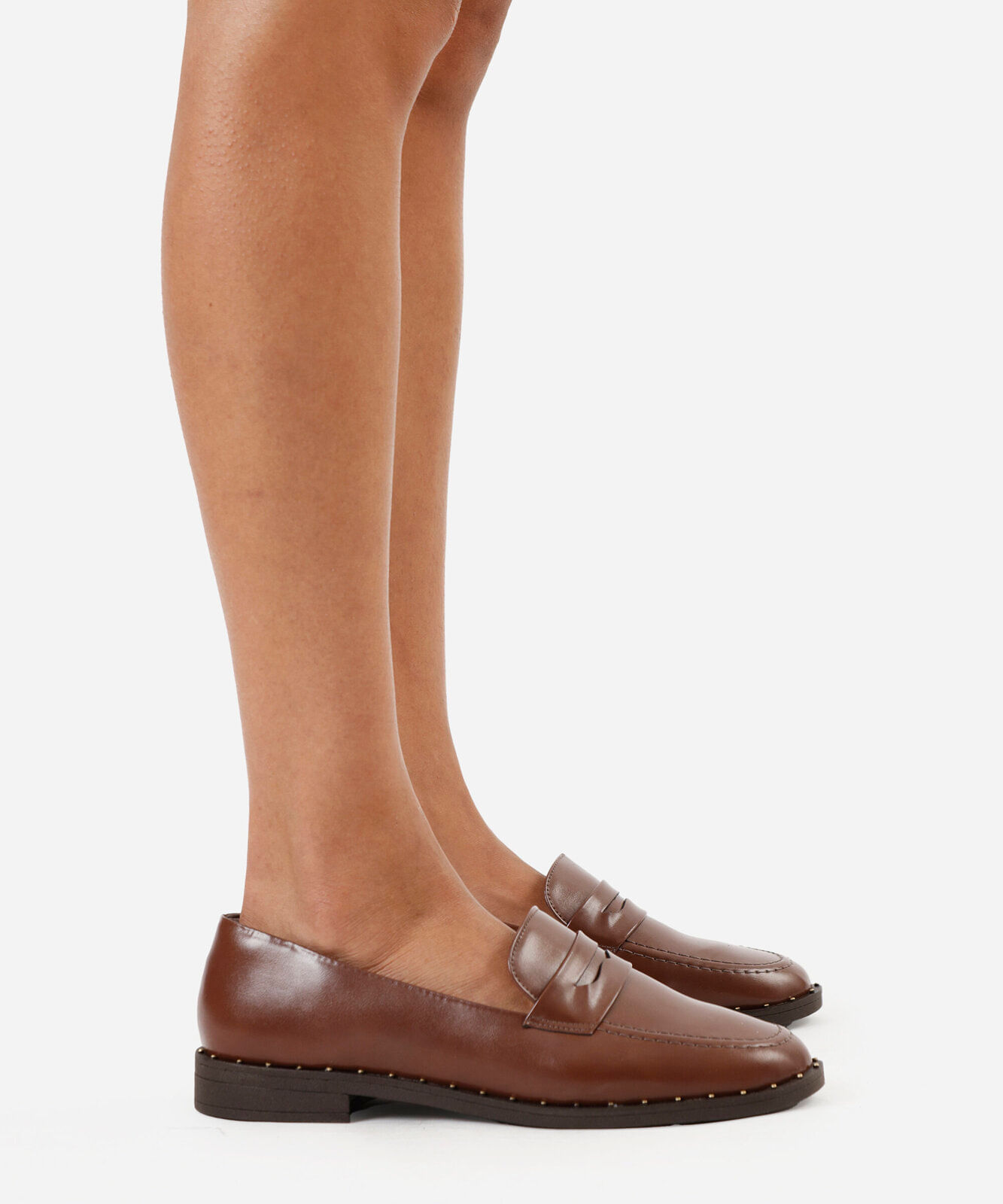 mocassim bico redondo marrom