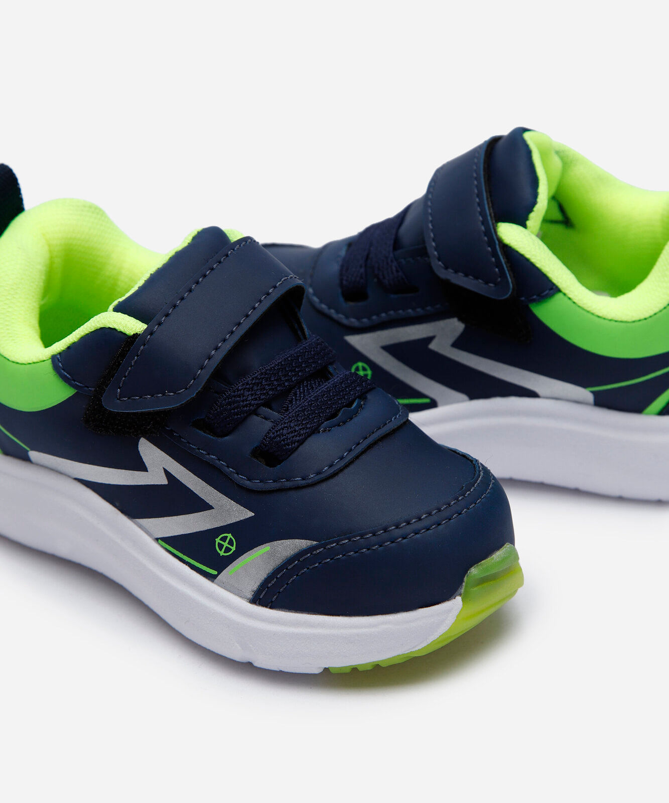 tênis esportivo infantil com velcro azul