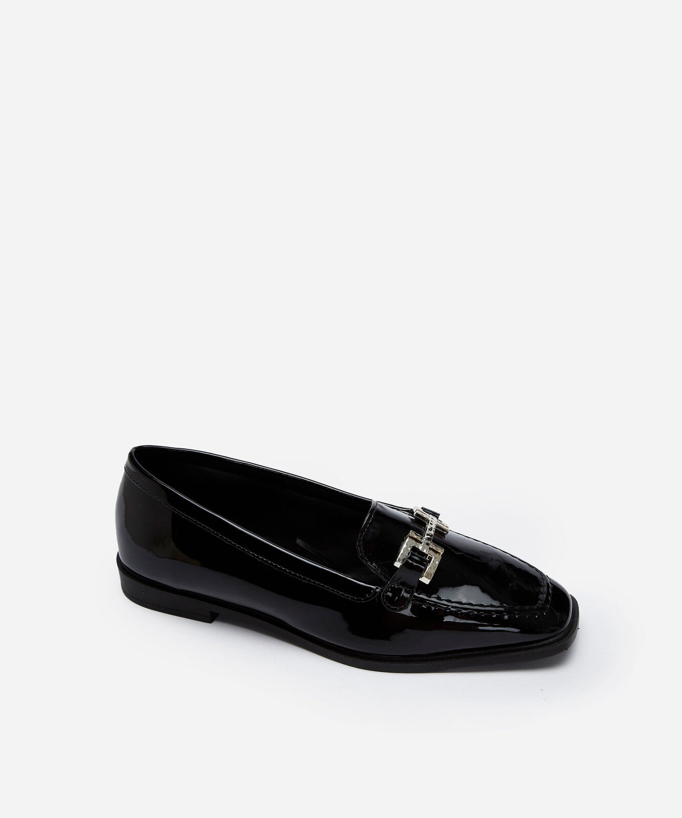 mocassim bico quadrado com fivela preto