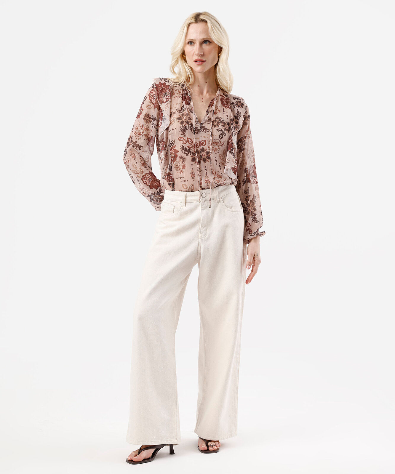bata feminina com babados floral colorida