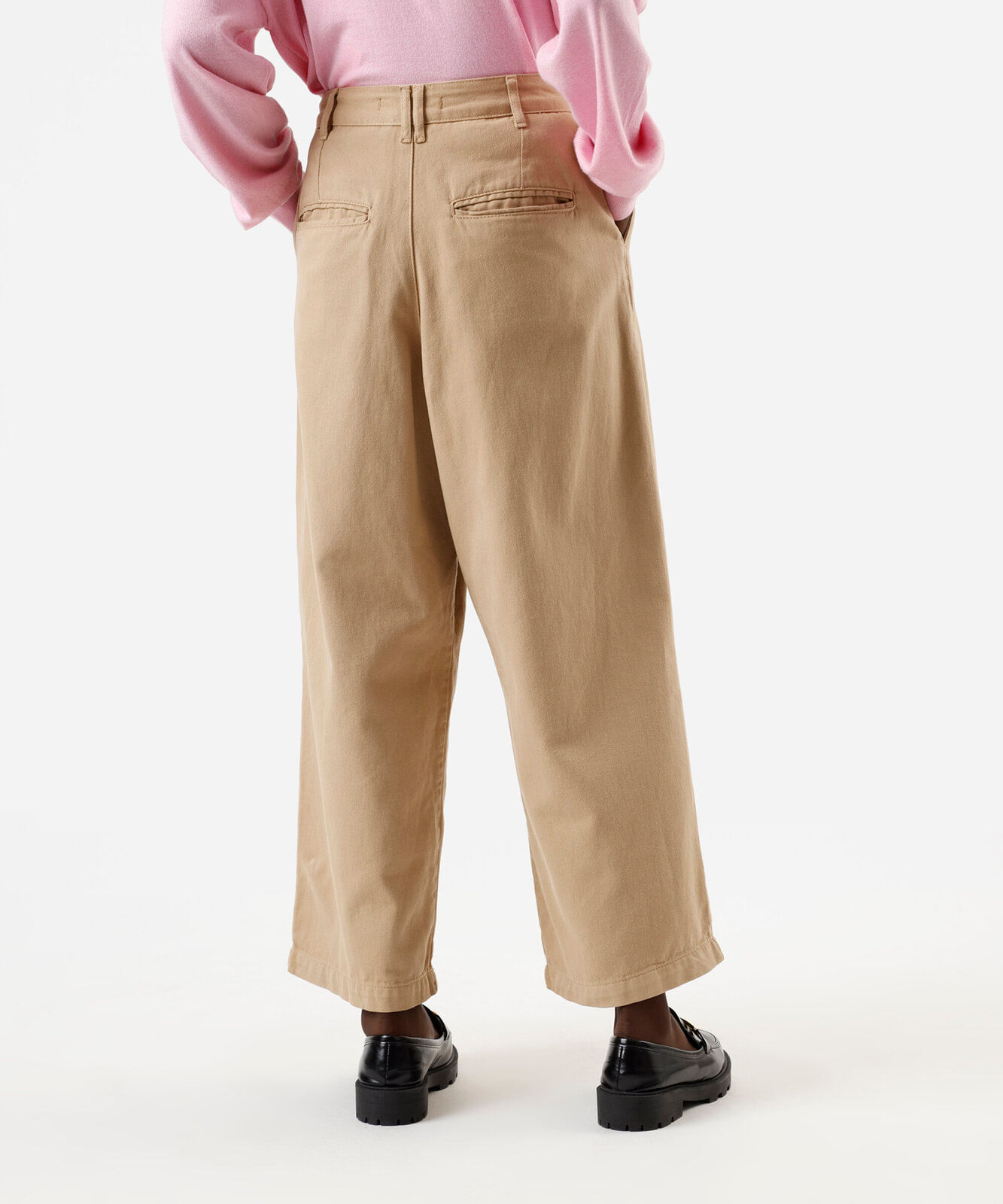 calça balloon feminina de sarja com pregas cintura alta bege