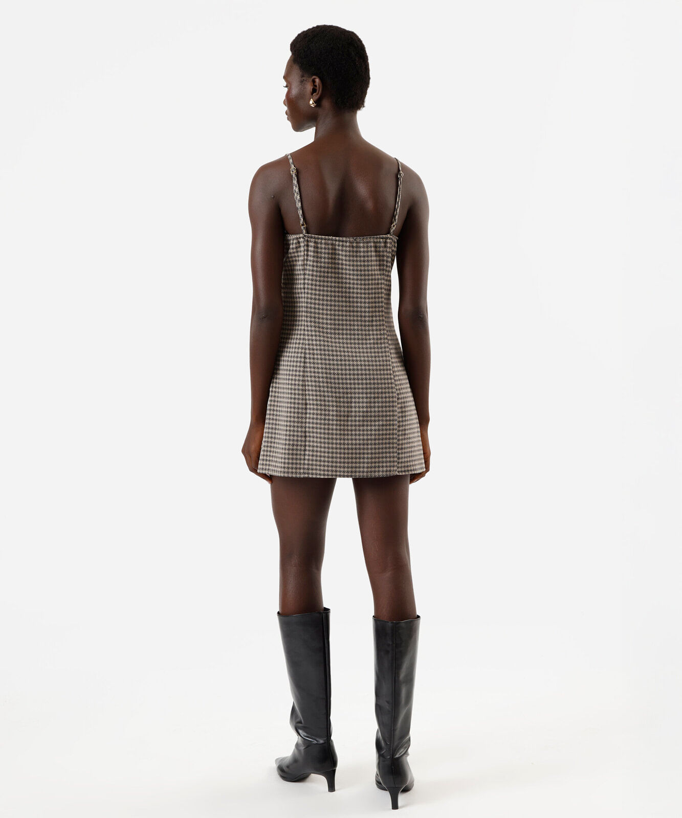 vestido curto alça fina feminino com renda xadrez bege
