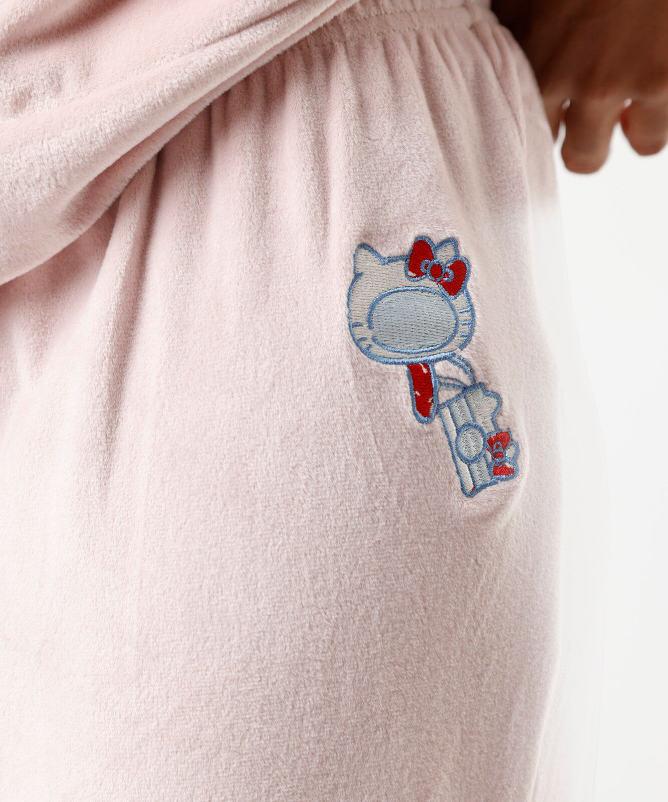 pijama longo feminino de plush hello kitty rosa