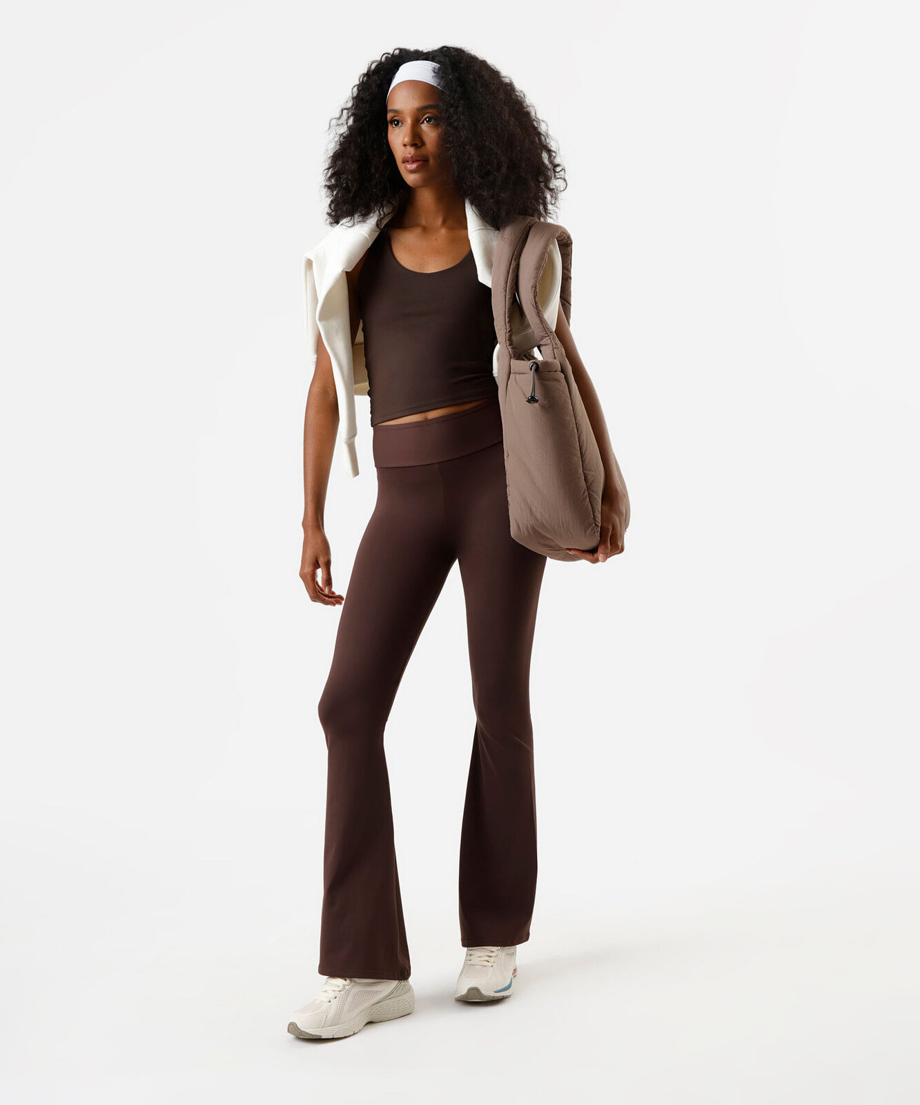 calça legging flare esportiva feminina de poliamida marrom