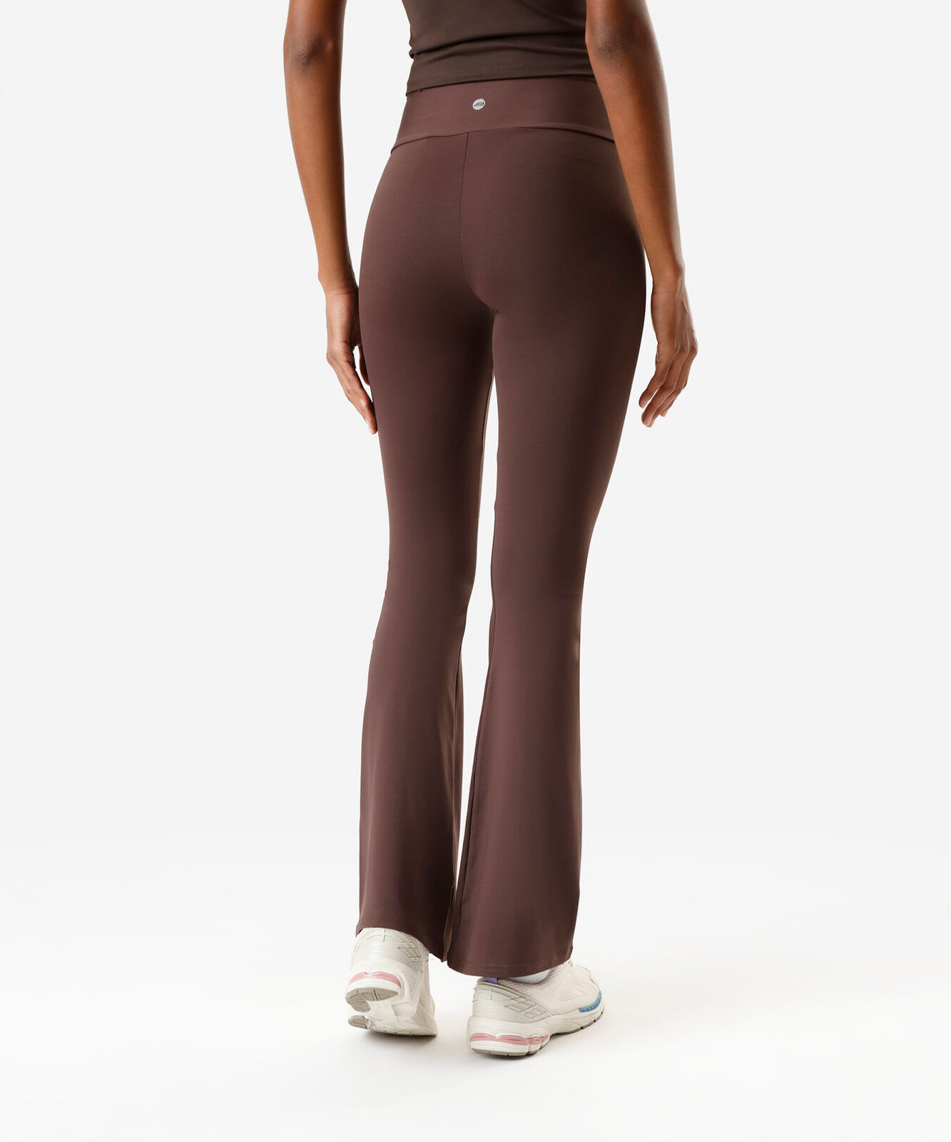 calça legging flare esportiva feminina de poliamida marrom