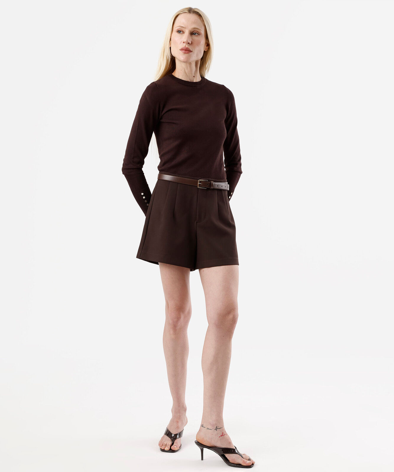 suéter feminino de tricot gola redonda marrom