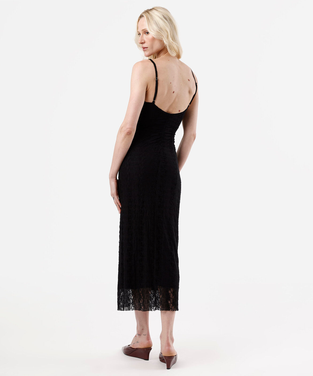vestido midi alça fina feminino de renda franzido preto