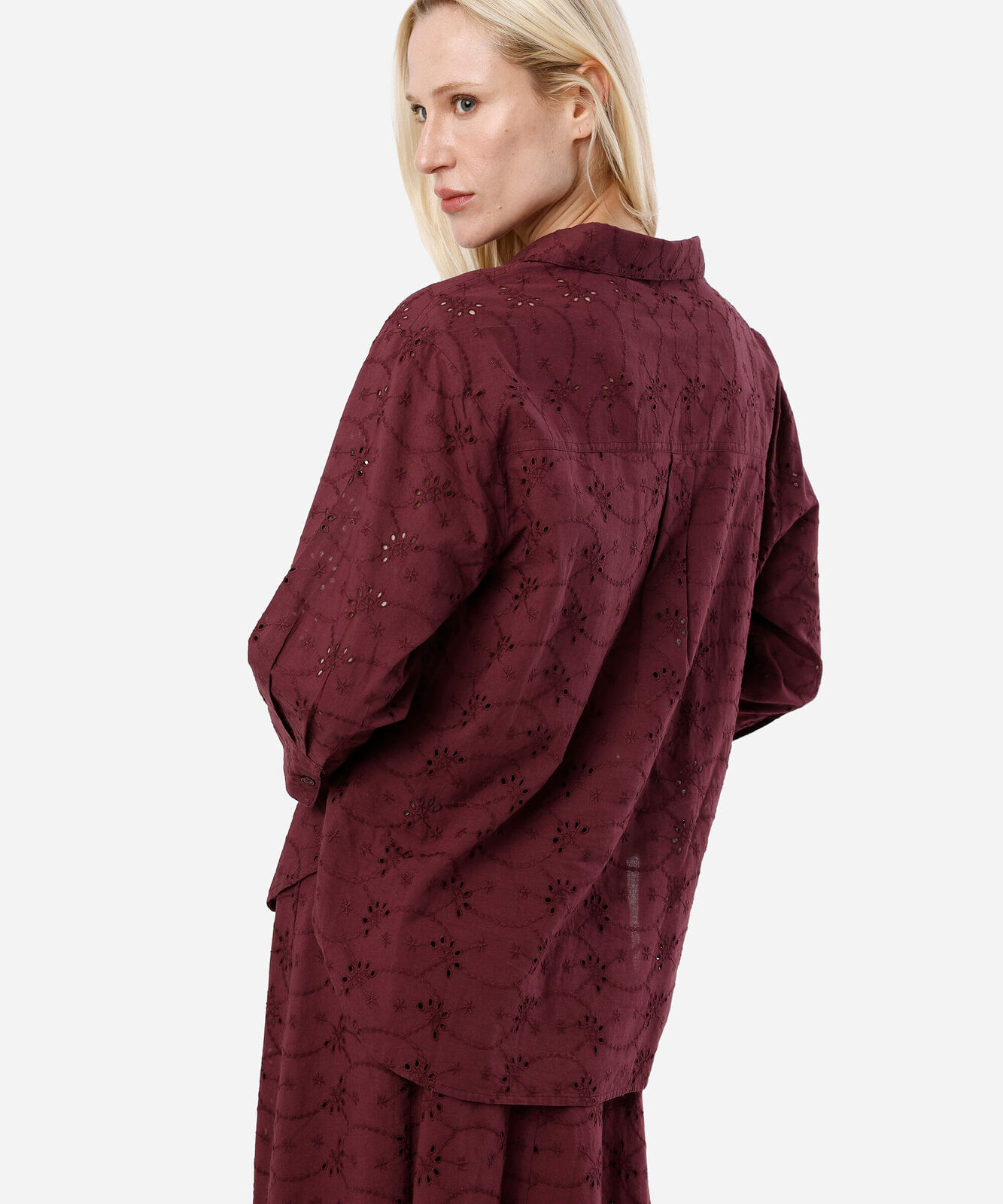 camisa feminina de laise manga longa vinho
