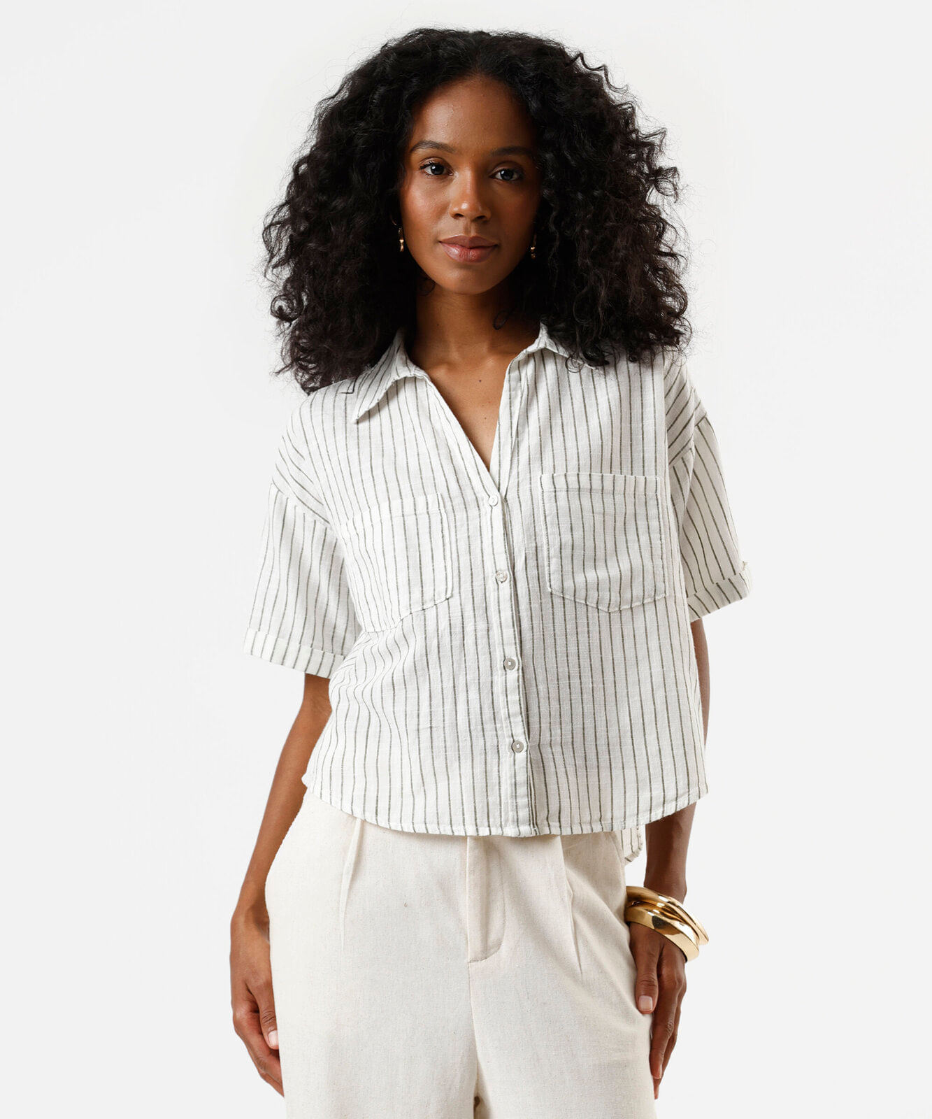 camisa feminina de algodão com bolsos listrada verde