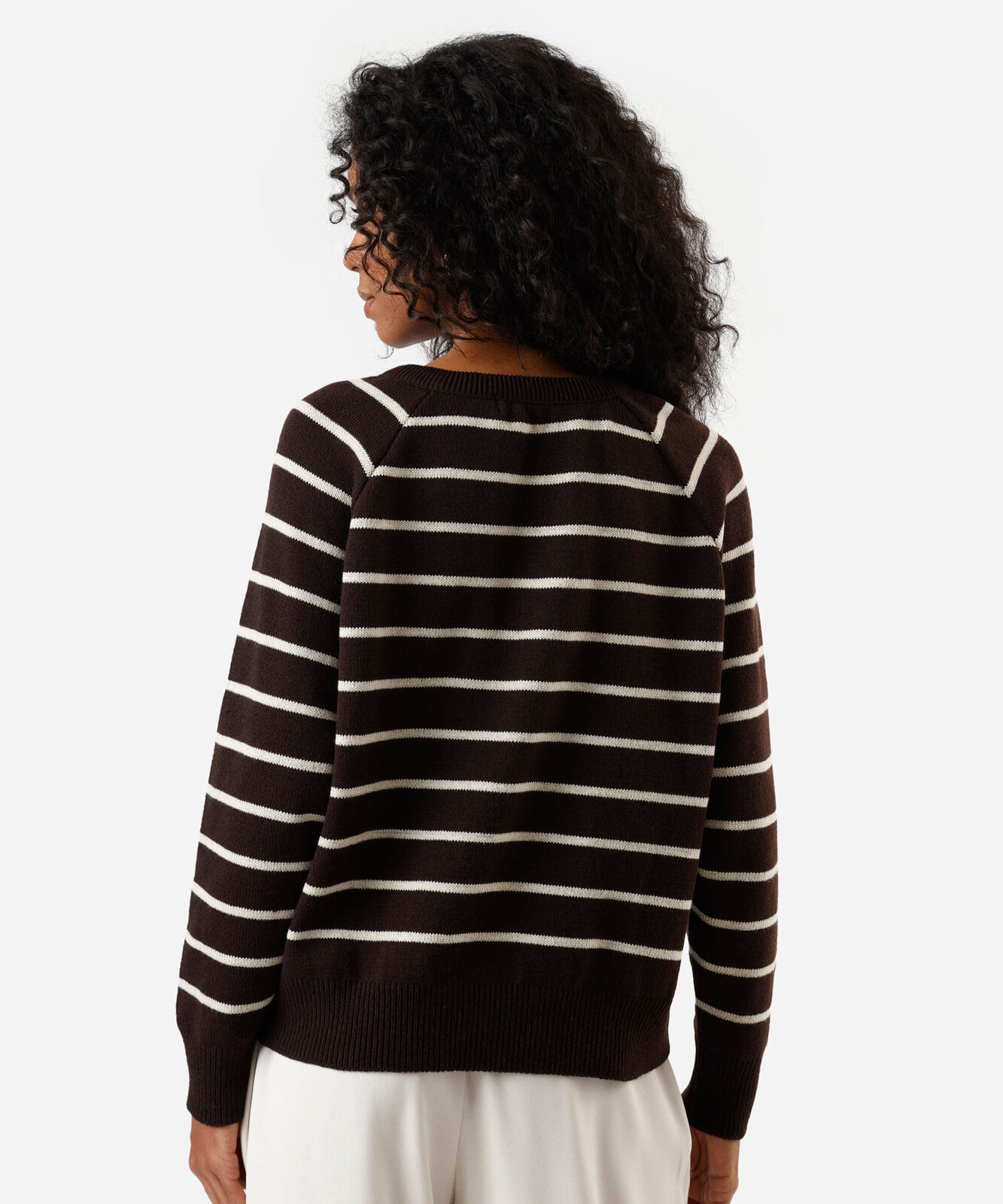 suéter feminino de tricot listrado marrom