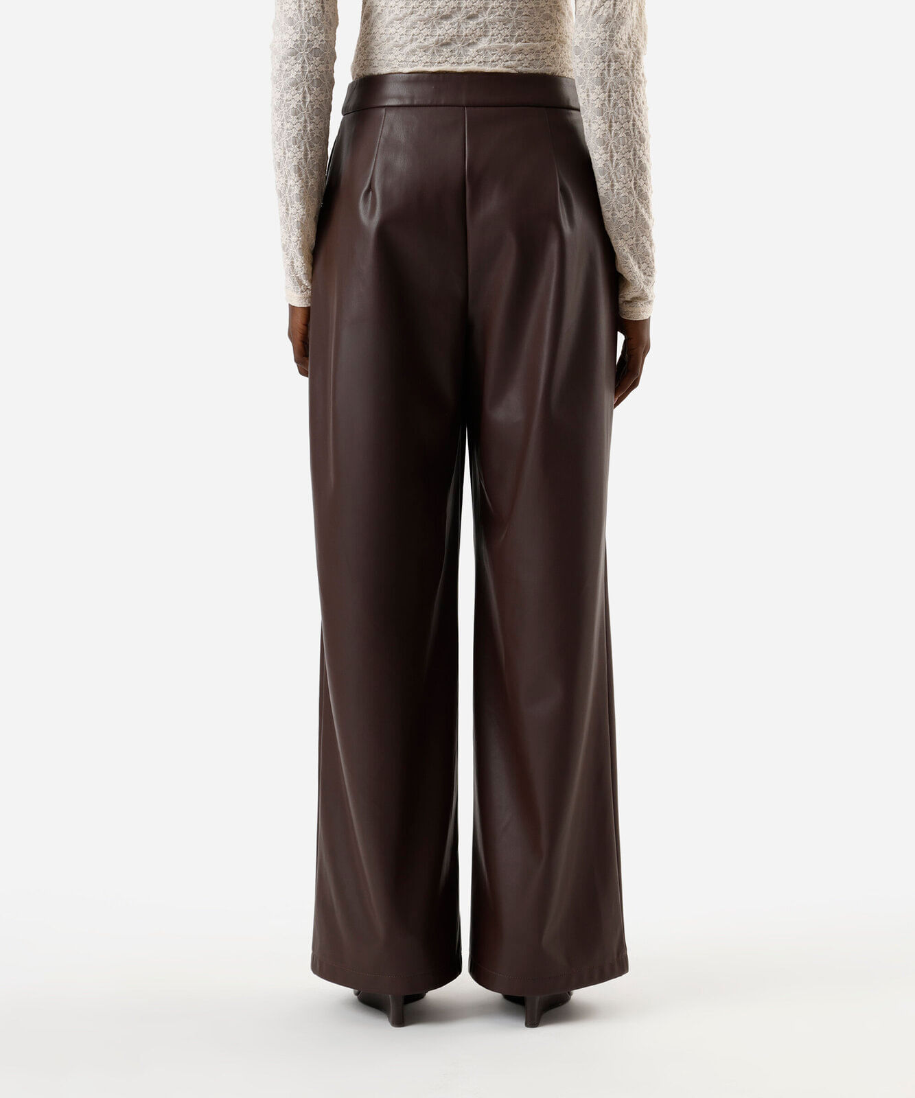 calça reta feminina de pu cintura alta marrom