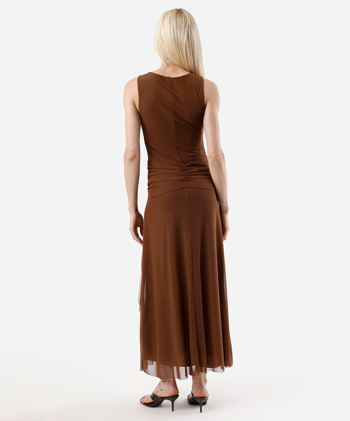 vestido longo feminino de tule com amarração marrom