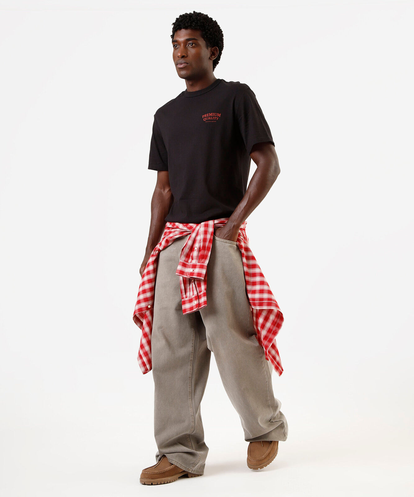 camiseta masculina estampada preta