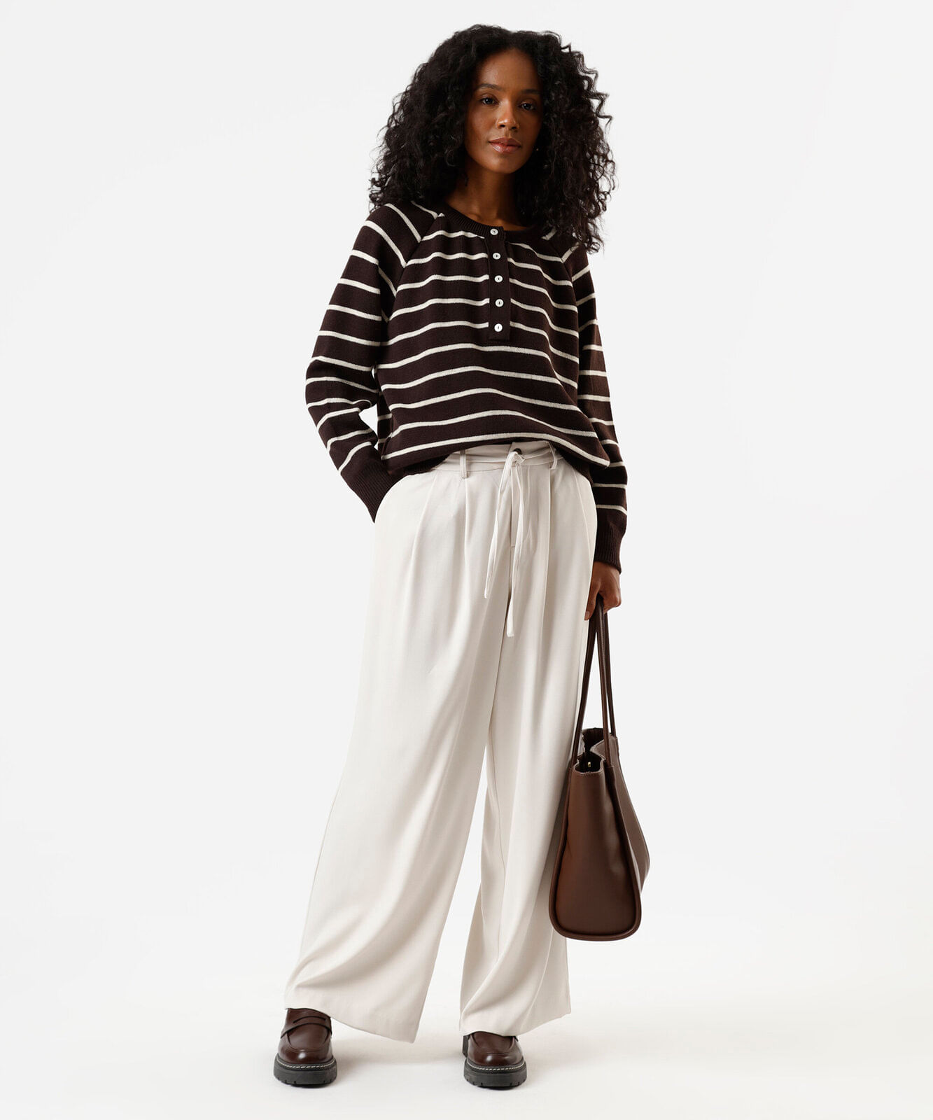 calça wide leg feminina com pregas e amarração bege